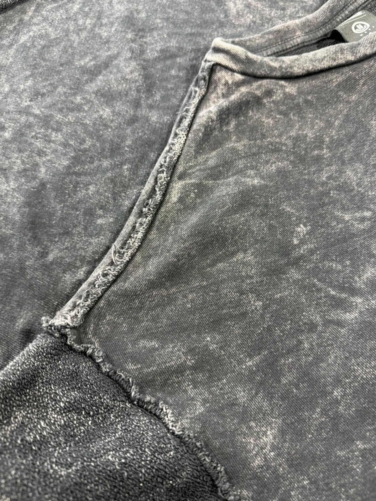 NEFF Star Wars Neff Acid Wash Crewneck Sweatshirt Imperial L #8 Size US L / EU 52-54 / 3 - 5 Thumbnail