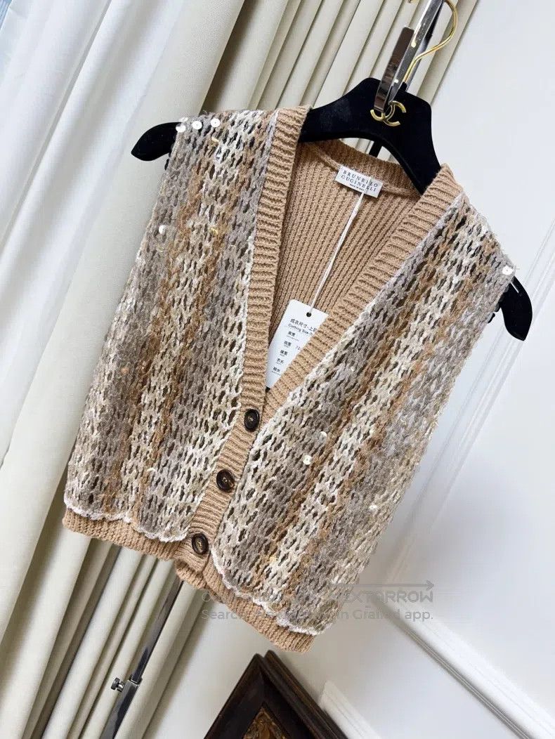 Brunello Cucinelli Brunello Cucinelli Caramel Khaki Color Mixed Sequin Knitte Size XS / US 0-2 / IT 36-38 - 1 Thumbnail
