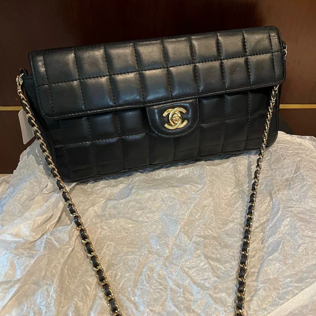 Chanel Pre-loved Bag Very good condition Size ONE SIZE - 1 Thumbnail