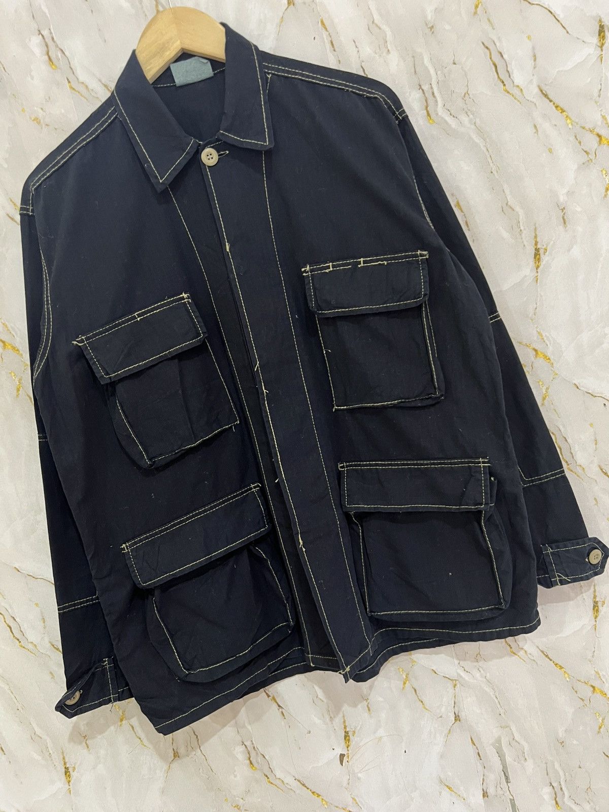Vintage Vintage Denim Jacket – Classic Style (Tag Missing) Size US L / EU 52-54 / 3 - 4 Thumbnail
