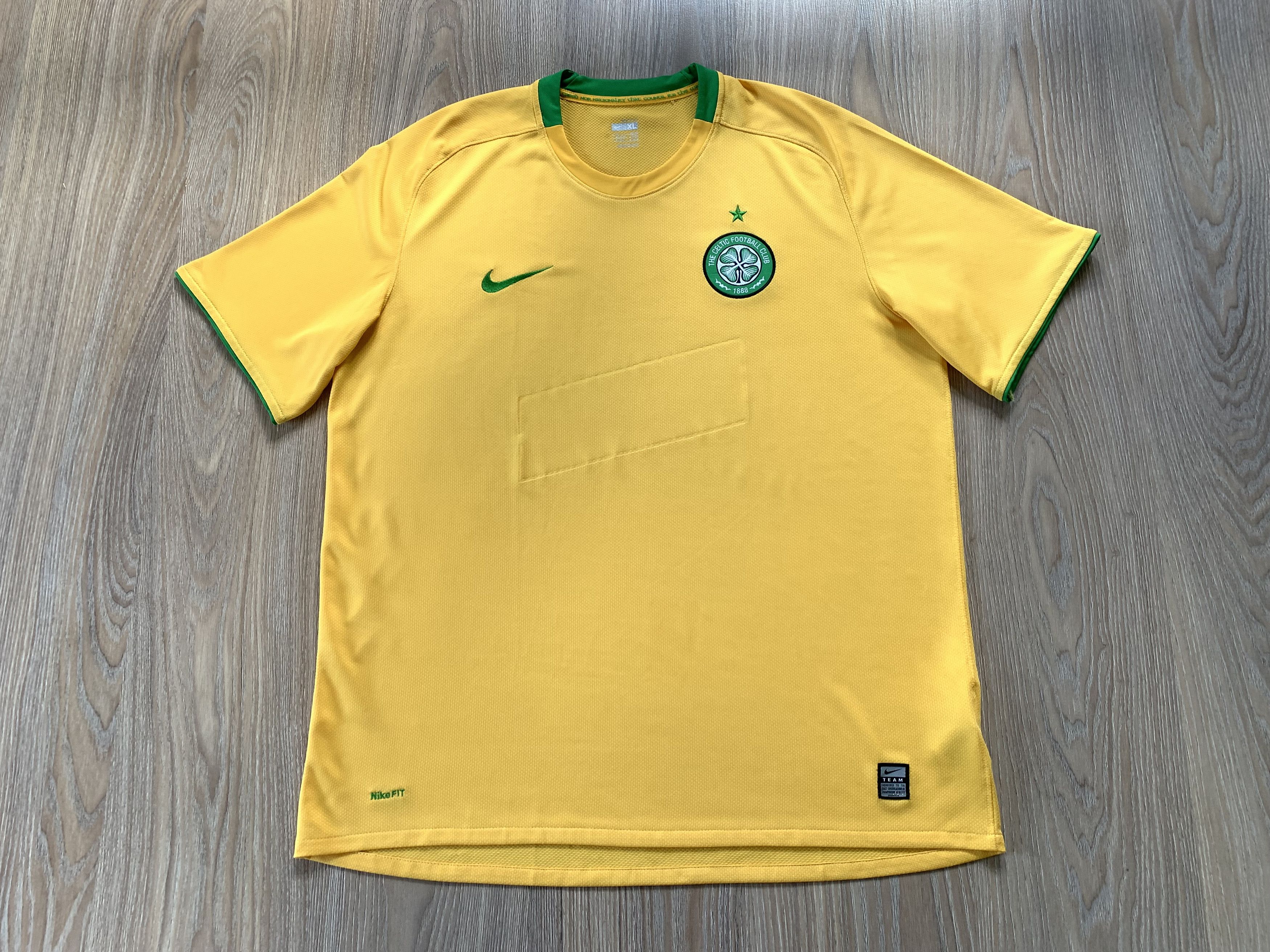 Nike × Vintage Vintage Nike Celtic Away Shirt 2008-2009 Size US XL / EU 56 / 4 - 3 Thumbnail