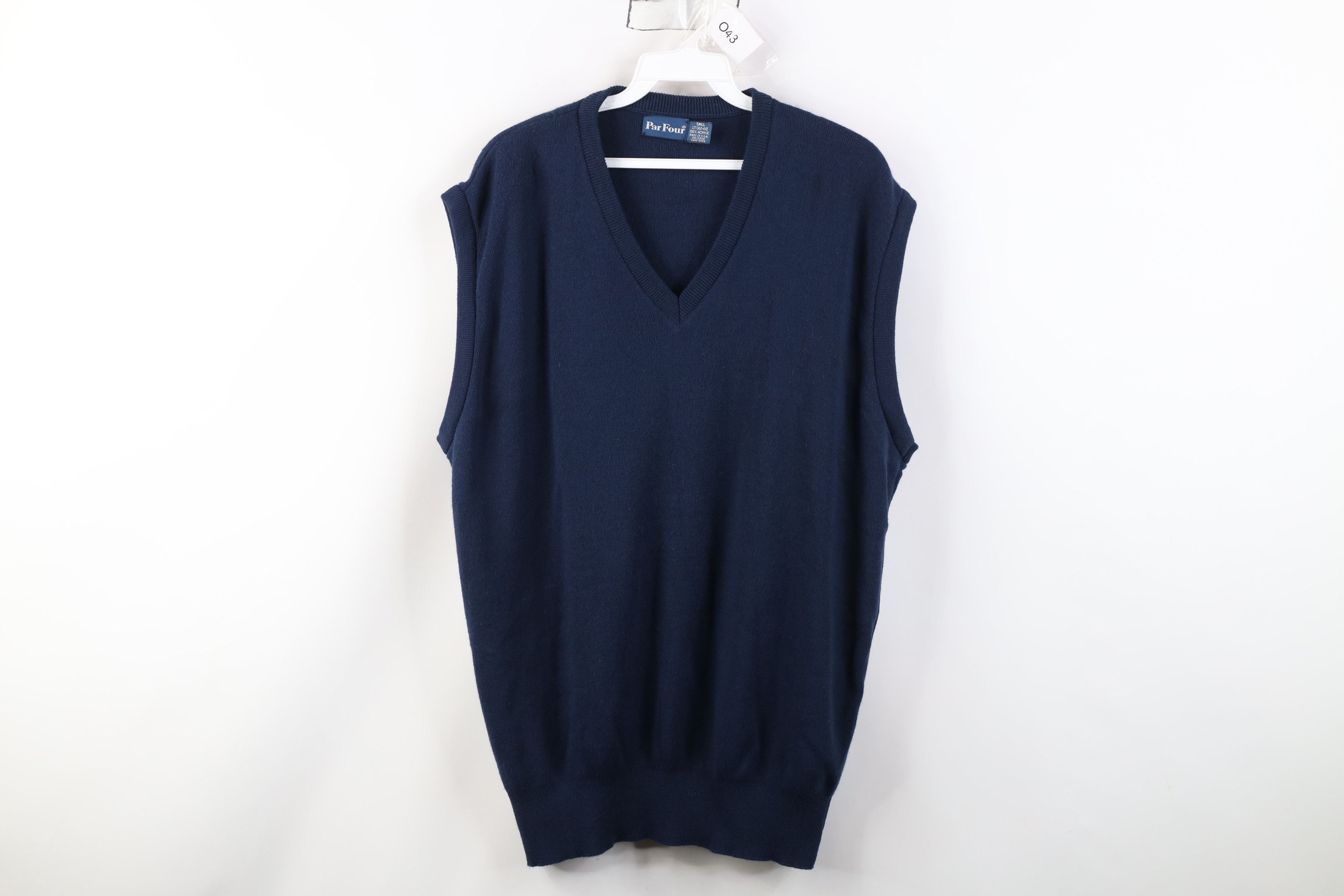 Vintage Vintage 70s Streetwear Knit V-Neck Sweater Vest Blue USA Size US L / EU 52-54 / 3 - 1 Thumbnail