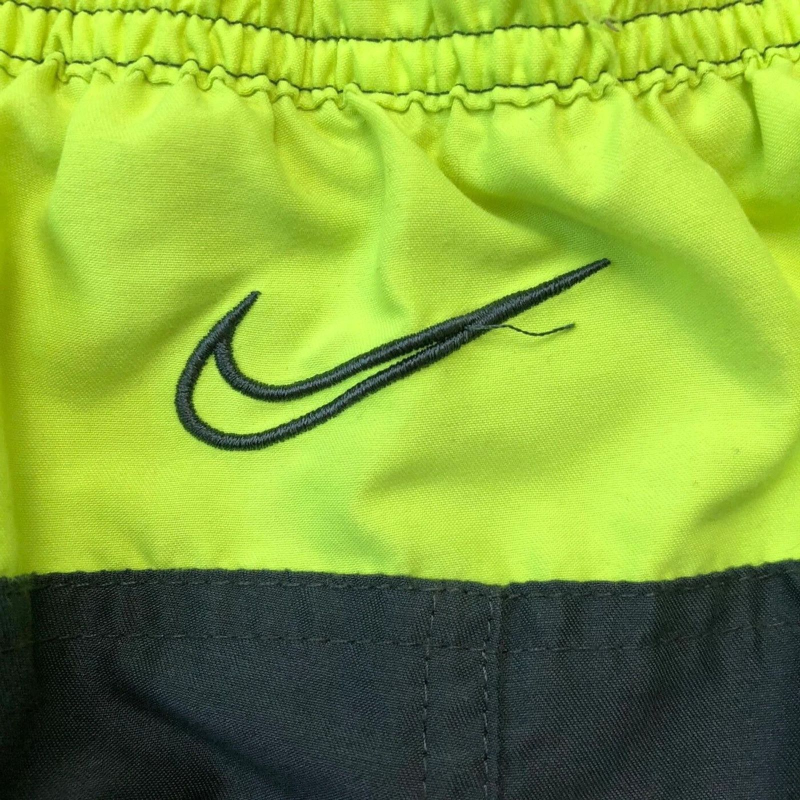 Nike × Vintage Nike Sportswear Shorts Medium Swoosh Pocketed Athletic Pants Size US 28 / EU 44 - 4 Thumbnail