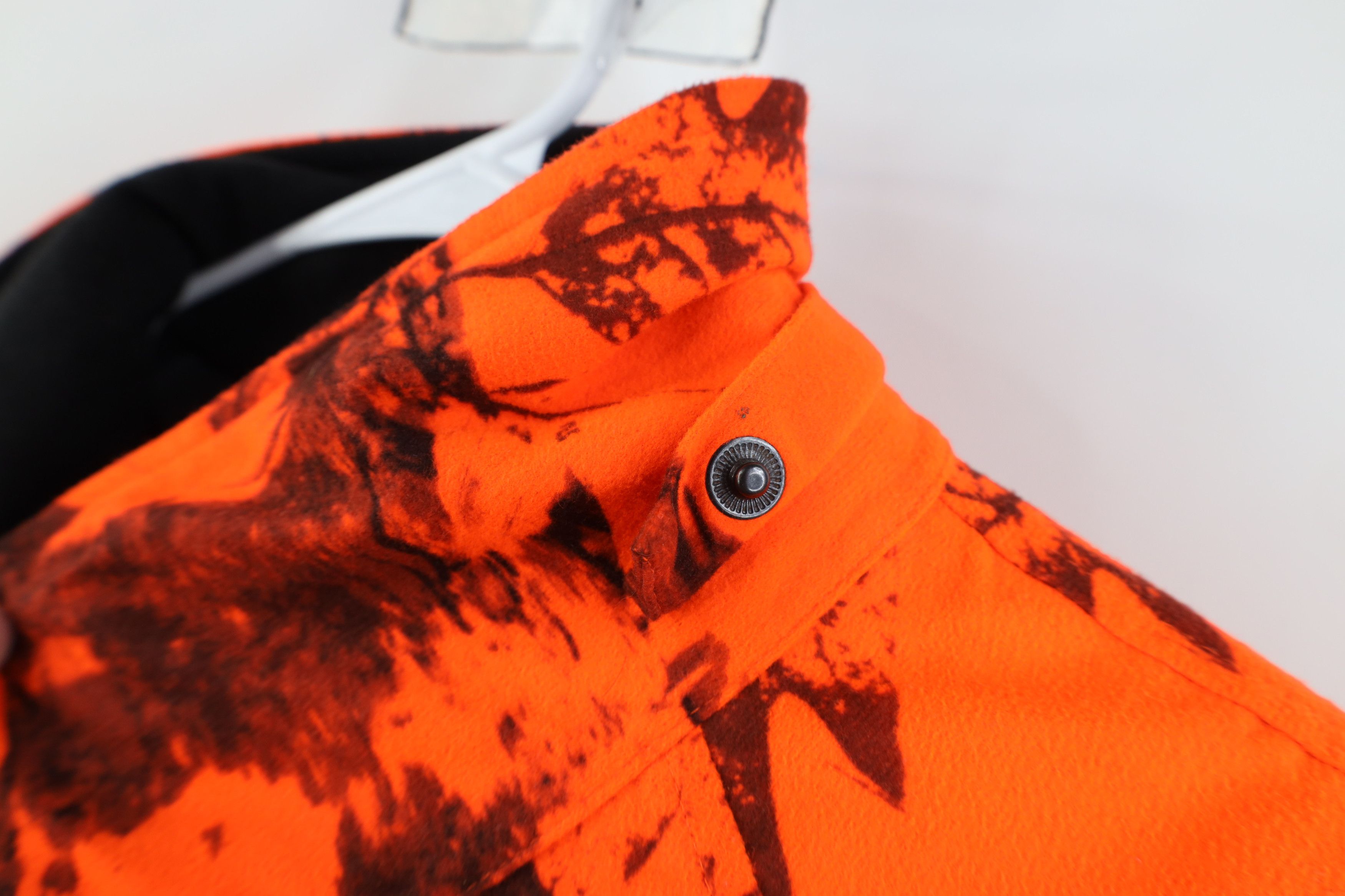 Vintage Vintage 90s Streetwear Camouflage Puffer Jacket Blaze Orange Size US XL / EU 56 / 4 - 5 Thumbnail