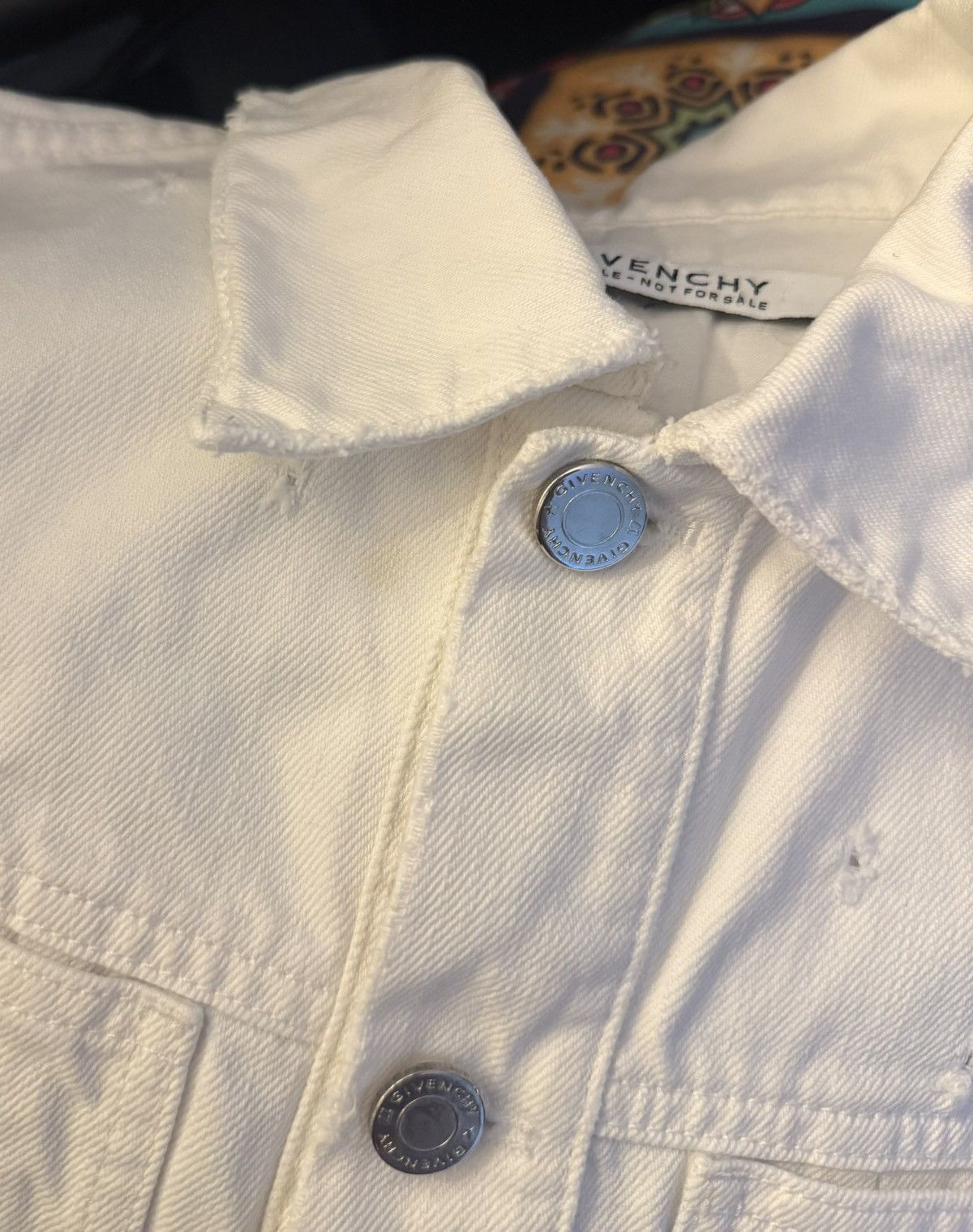 Givenchy Givenchy white cropped destroy denim jacket - S/36(FR) Size XS / US 0-2 / IT 36-38 - 21 Thumbnail