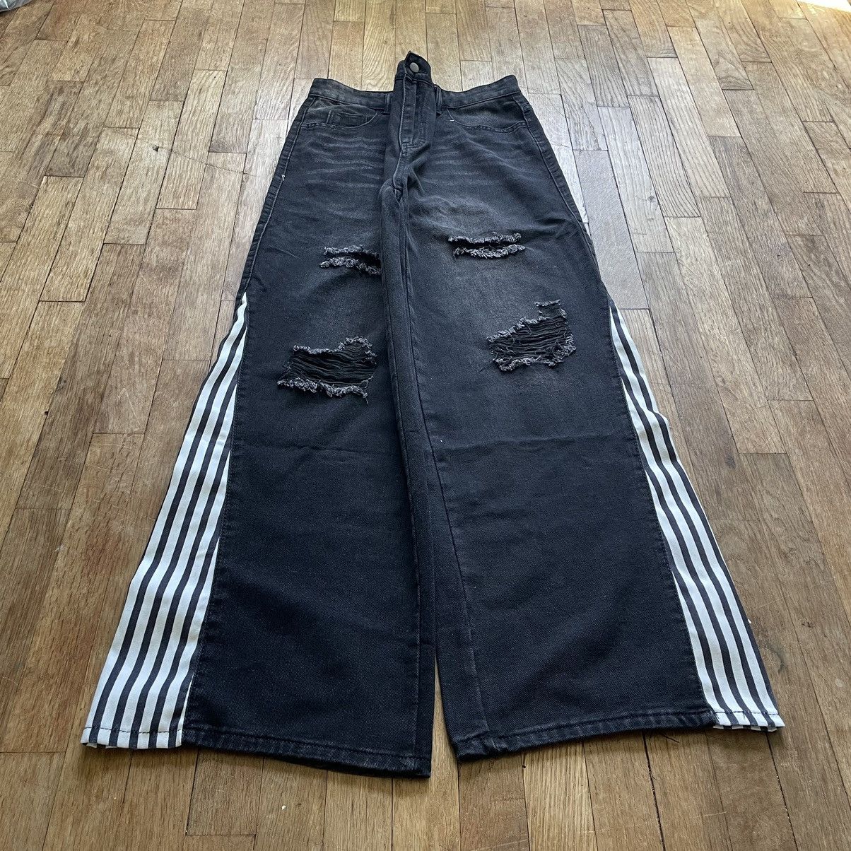 Japanese Brand Grey baggy sweatpants Size US 30 / EU 46 - 1 Thumbnail
