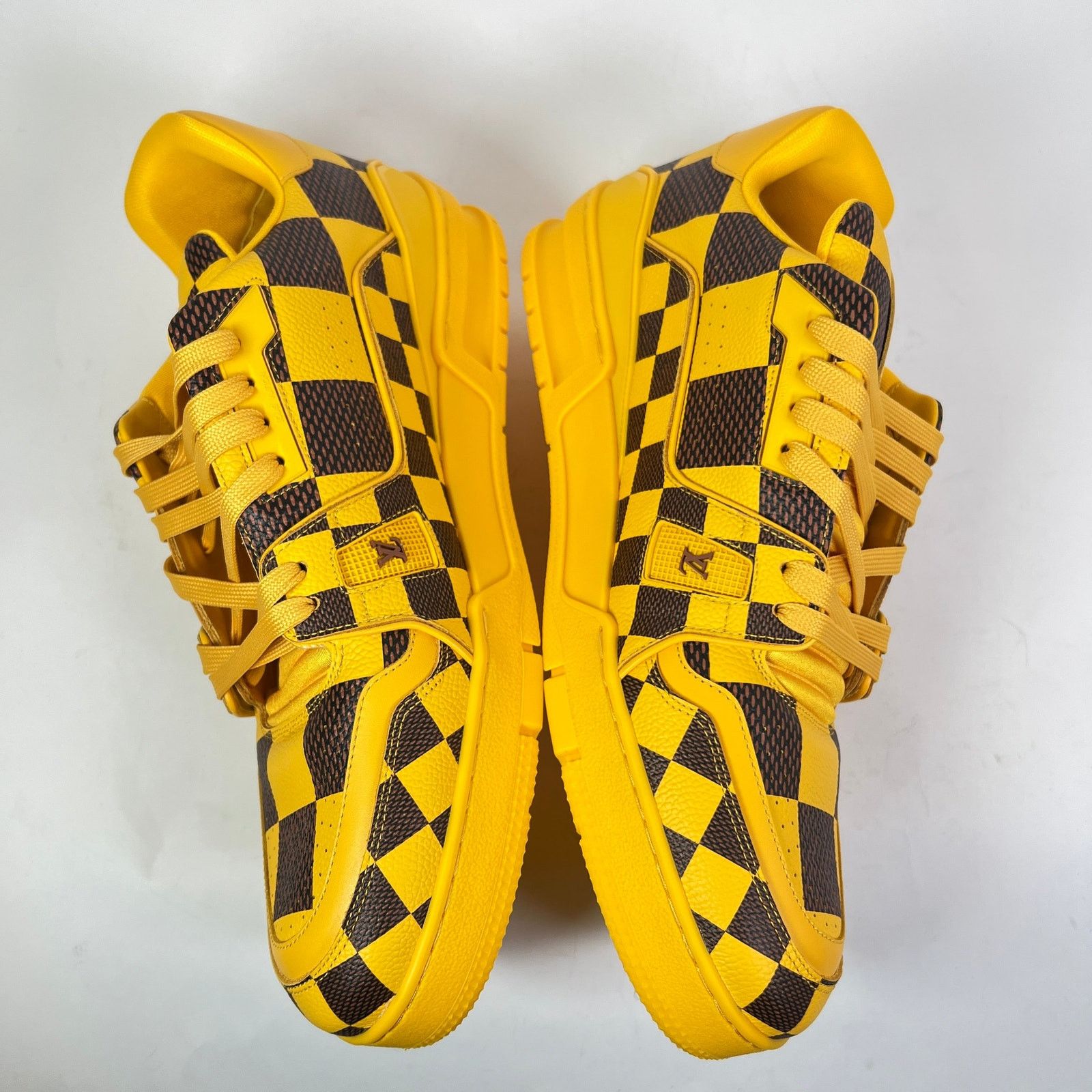 Louis Vuitton Louis Vuitton Damier Pop LV Trainer Size US 10 / EU 43 - 5 Thumbnail