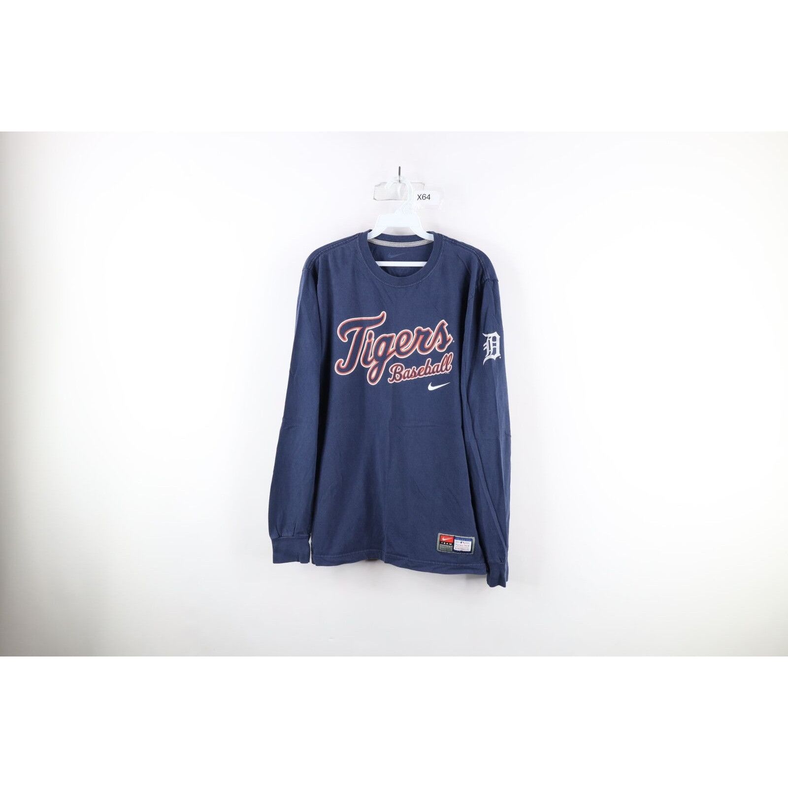 Nike × Vintage Vintage Nike Travis Scott Mini Swoosh Detroit Tigers T-Shirt Size US L / EU 52-54 / 3 - 1 Thumbnail