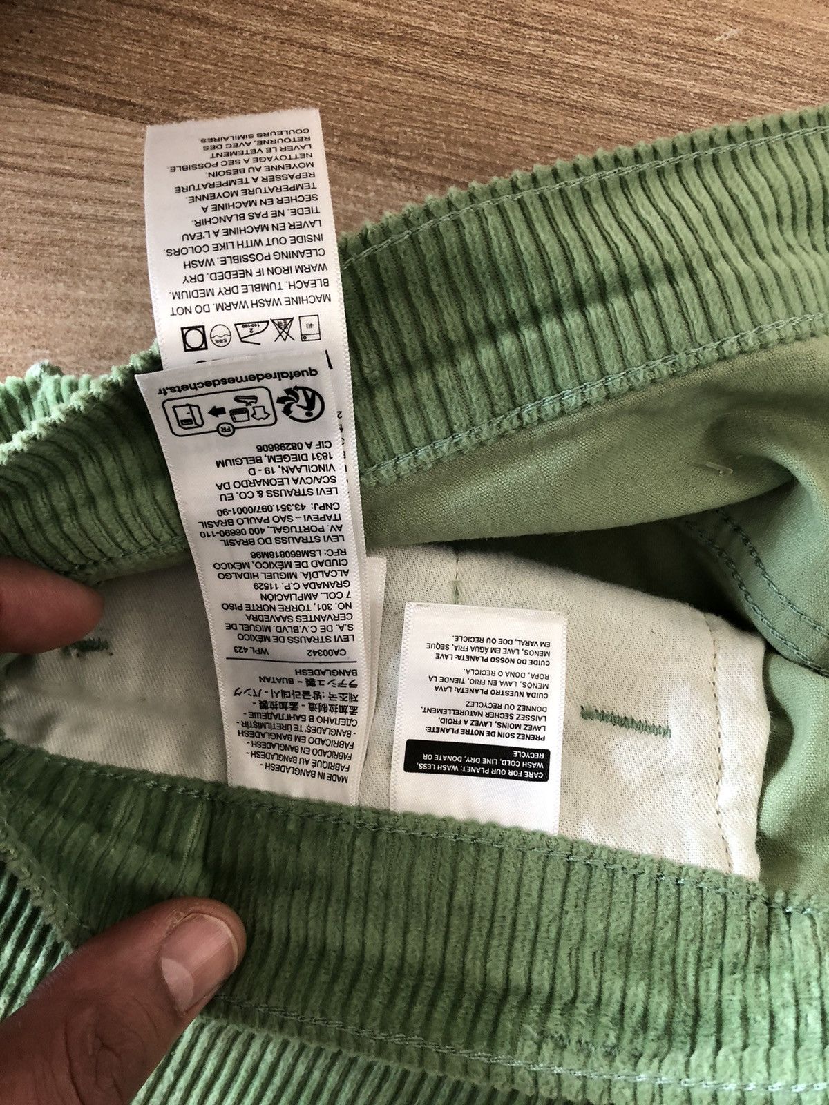Levi's Vintage Clothing Levi’s Skate-Drop-In Shorts W33 Green Rare Pair Size US 33 - 11 Thumbnail
