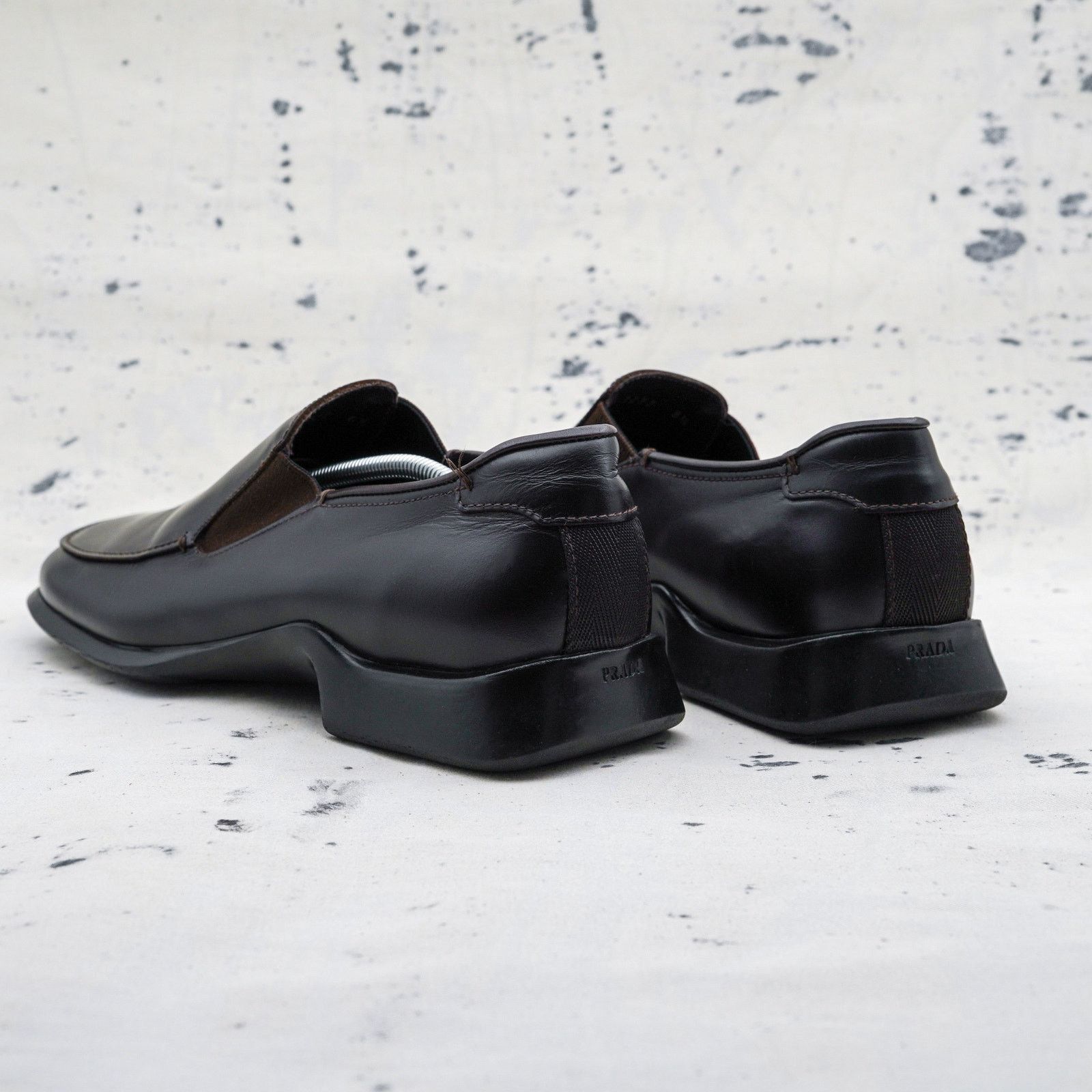 Prada Vintage prada classic brown formal leather loafers shoes Size US 8.5 / EU 41-42 - 4 Thumbnail