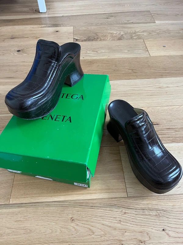 Bottega Veneta Bottega Veneta Clogs Size US 10 / IT 40 - 1 Thumbnail