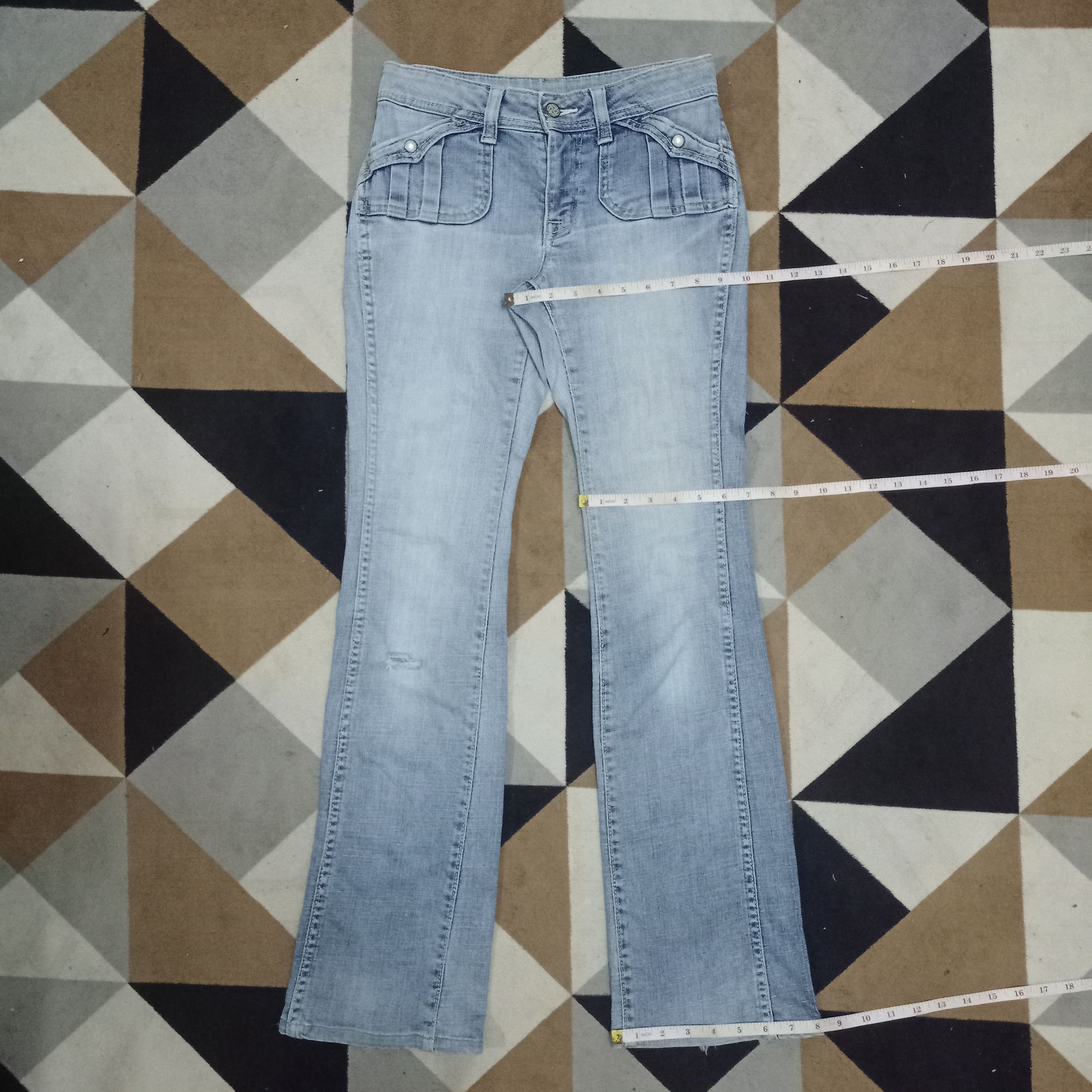 Japanese Brand Vintage Japanese Brand Flare Denim Bush Pants Size 28" / US 6 / IT 42 - 11 Thumbnail