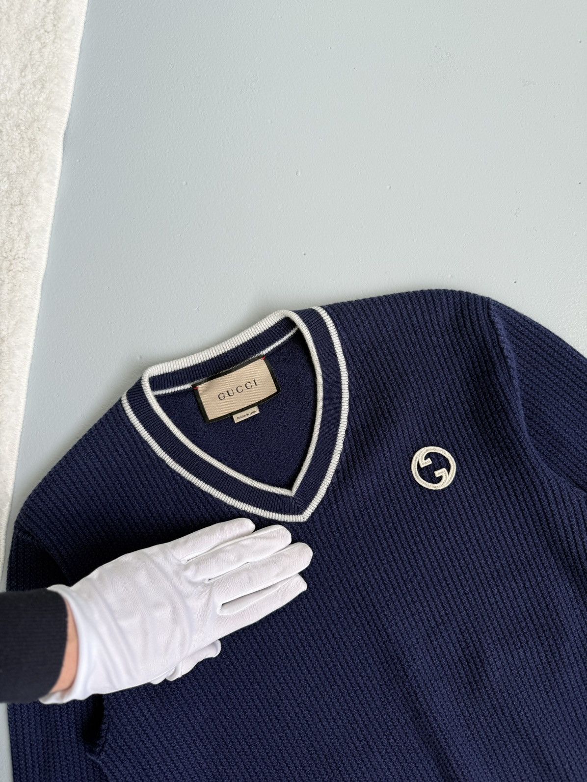 Gucci SS23 Gucci GG Logo Cotton Wool V-neck Sweater Mens Size US S / EU 44-46 / 1 - 10 Thumbnail