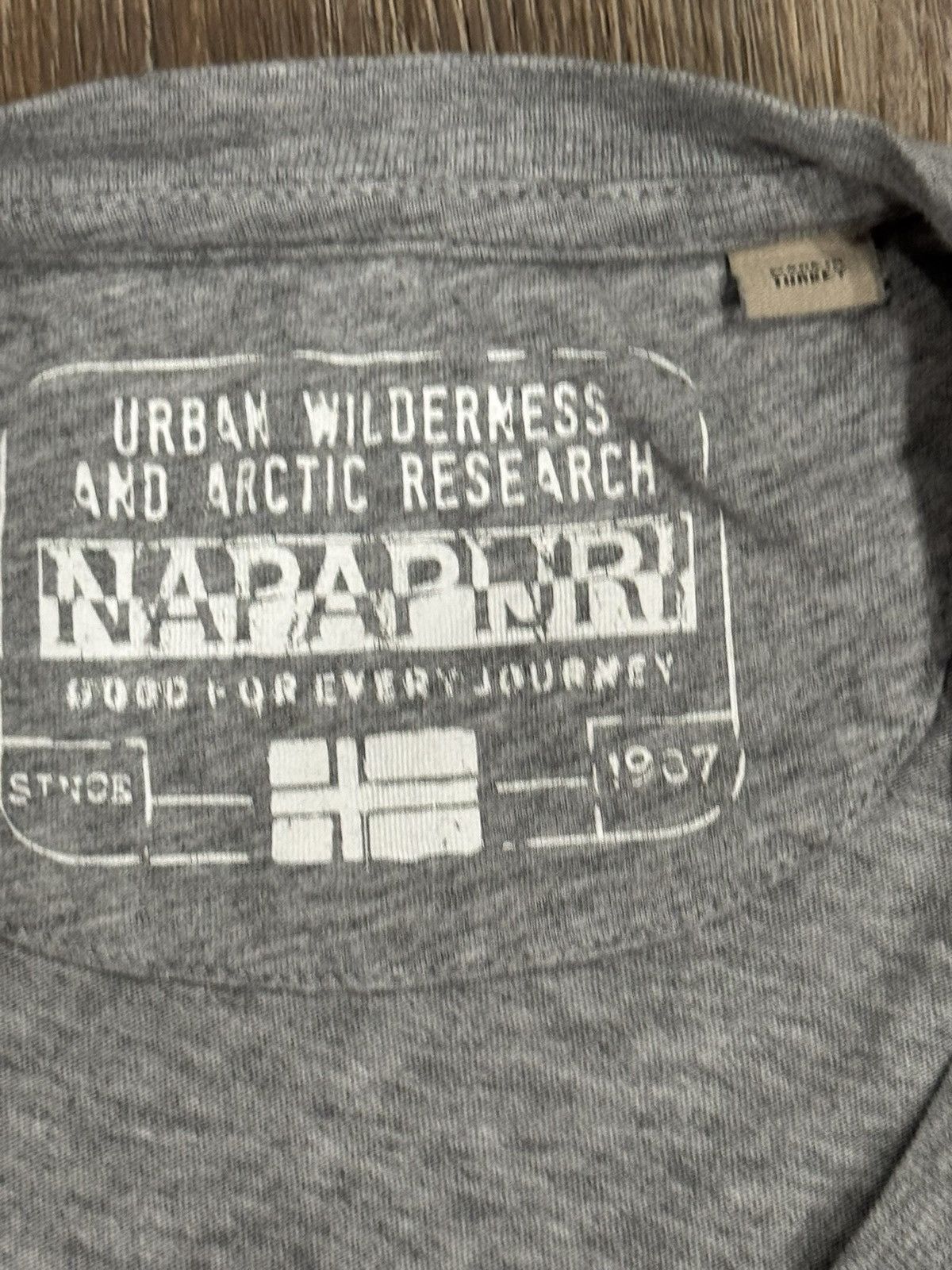 Napapijri Napapijri Antartic Research Program T Shirt Size US L / EU 52-54 / 3 - 4 Thumbnail