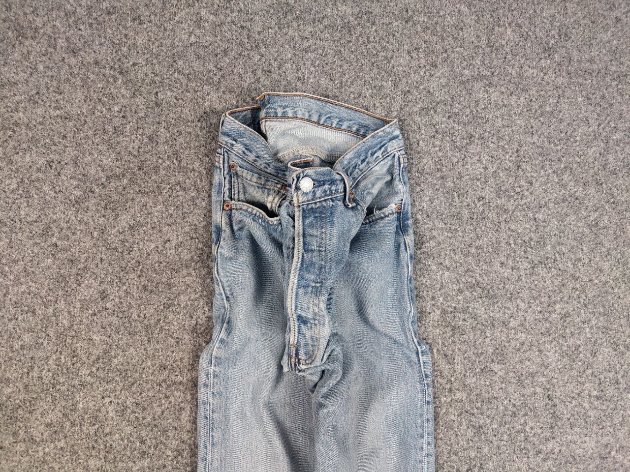 Levi's × Vintage Vintage 90's Levis 501 Made in USA Faded Blue Denim Jeans Size US 34 / EU 50 - 5 Thumbnail