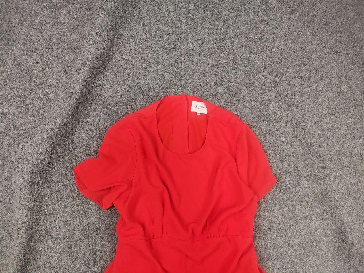 Sezane Sezane Midi dress Red with a cutout back short-sleeved Size M / US 6-8 / IT 42-44 - 2 Thumbnail