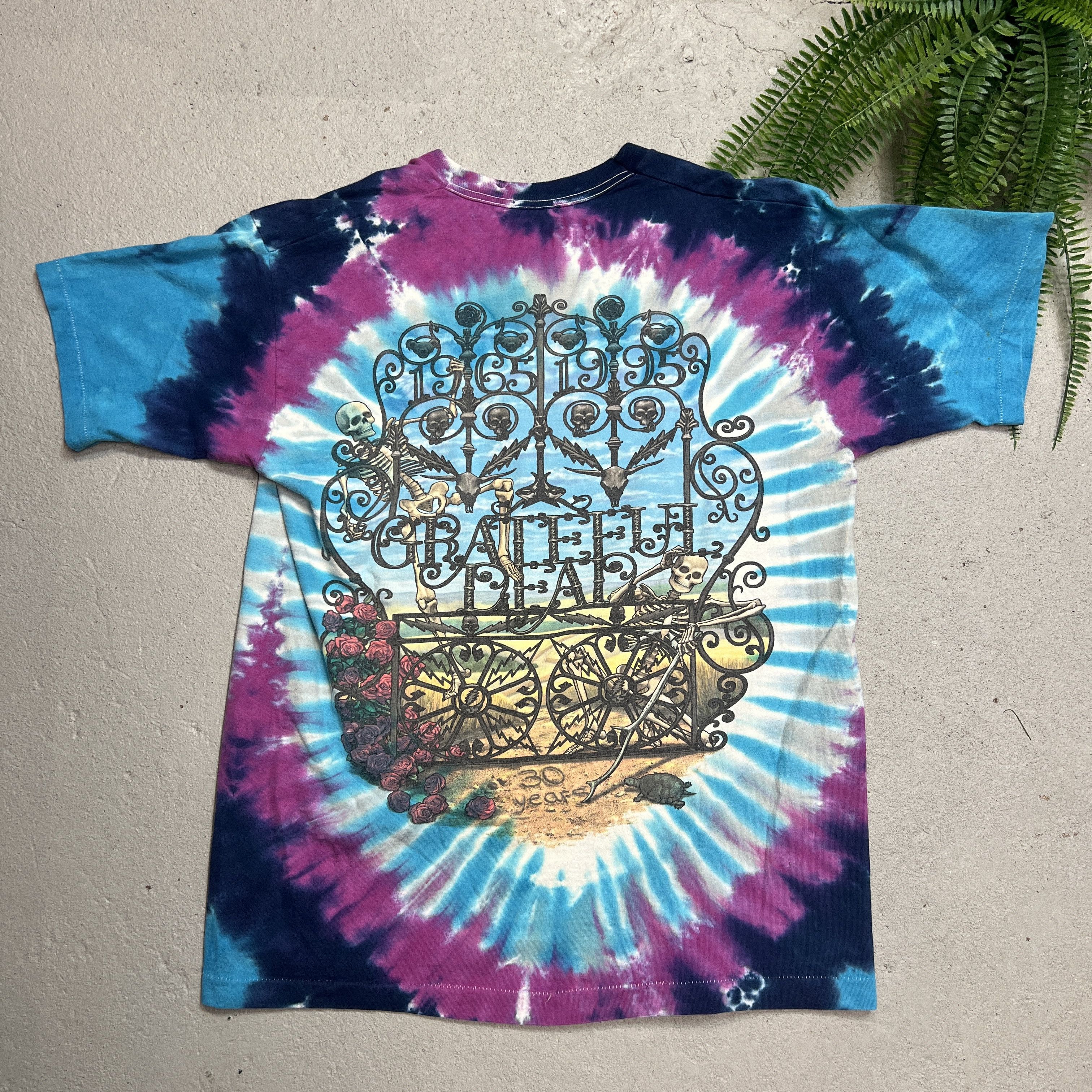 Grateful Dead × Vintage 1995 Grateful Dead 30 Years Skeleton With Roses Tee Size US L / EU 52-54 / 3 - 3 Thumbnail