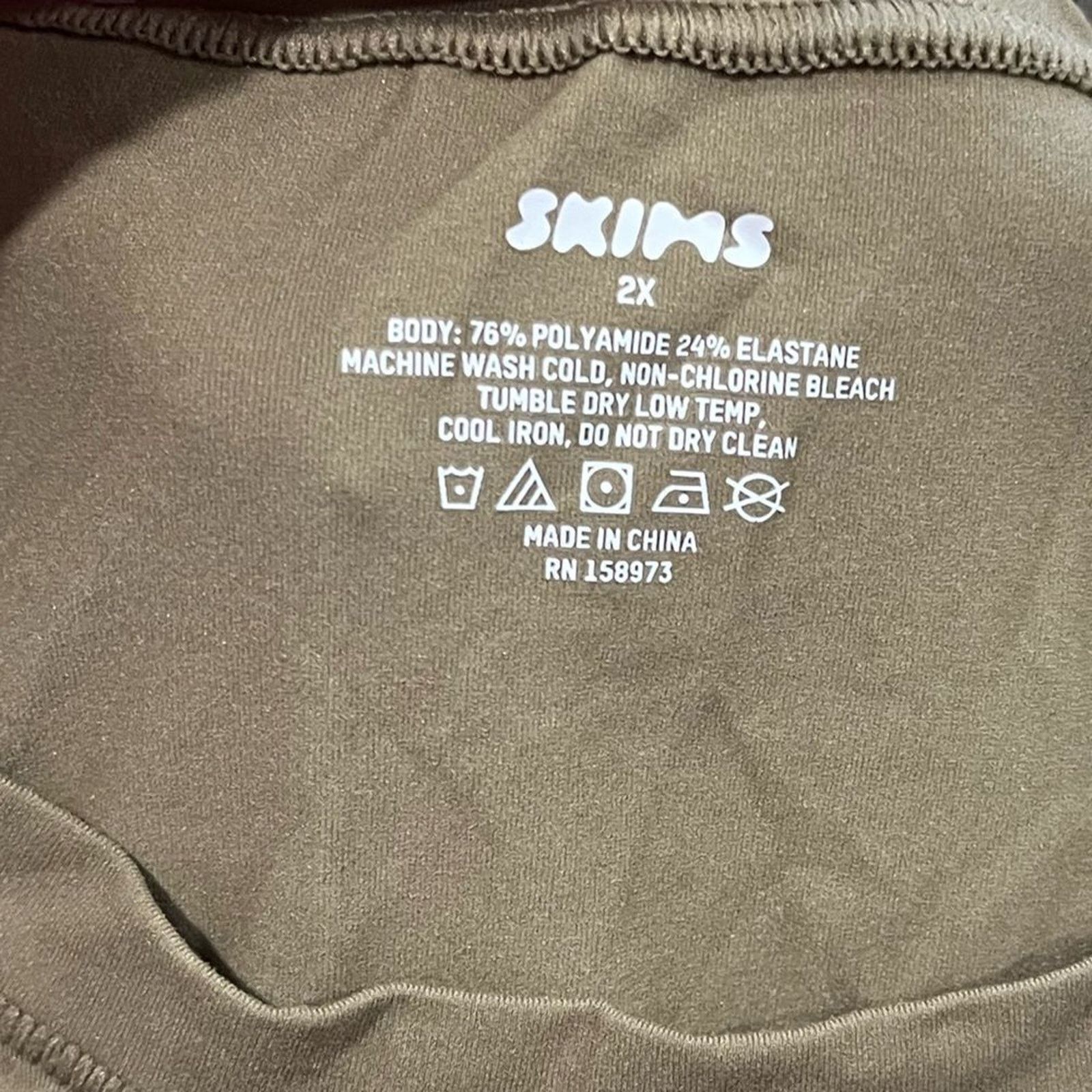 SKIMS NWT Skims Fits Everybody Cropped T-Shirt Short Sleeve 2X Size XXL / US 16-18 / IT 52-54 - 3 Thumbnail