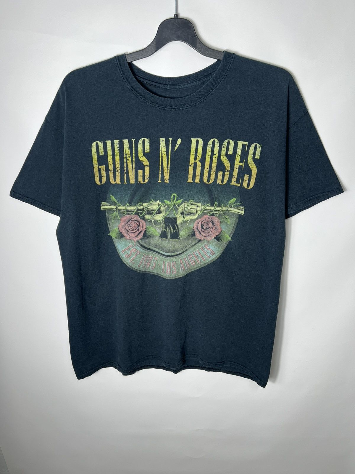 Guns N' Roses Vintage streetwear band rock tour Guns N Roses T-shirt Size US XL / EU 56 / 4 - 1 Thumbnail