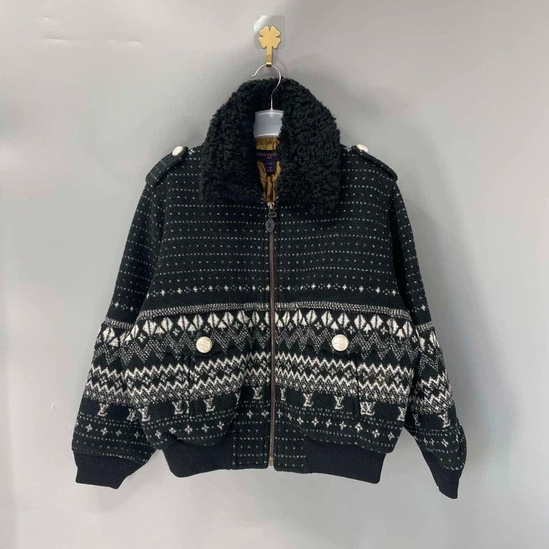 Louis Vuitton Louis Vuitton Small Fragrant Jacquard Knit Jacket 2501-Next Size US XS / EU 42 / 0 - 1 Thumbnail