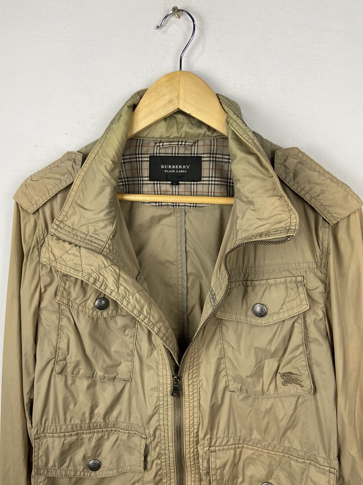 Burberry Burberry Multi Pocket Jacket Size M / US 6-8 / IT 42-44 - 8 Thumbnail
