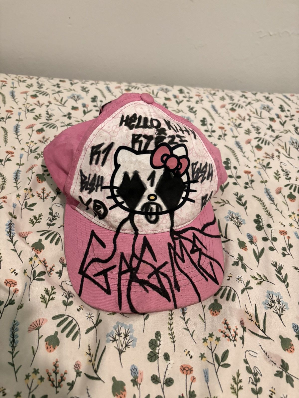 Other Custom hand-drawn Hello Kitty snapback, 1 of 1. Size ONE SIZE - 1 Thumbnail