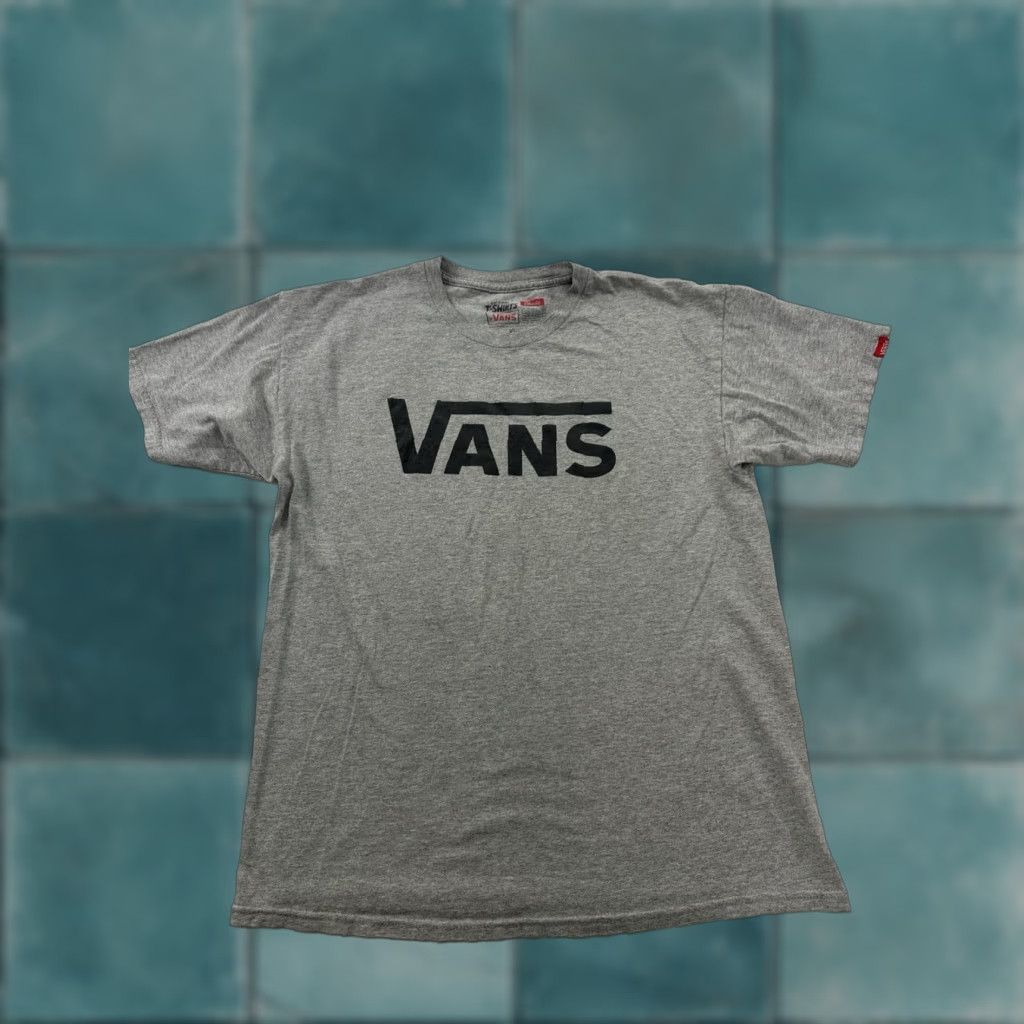 Vans VANS Shirt Mens Large Gray Short Sleeve Skater Front Classic Logo Print 90s California Mens Size US L / EU 52-54 / 3 - 1 Thumbnail