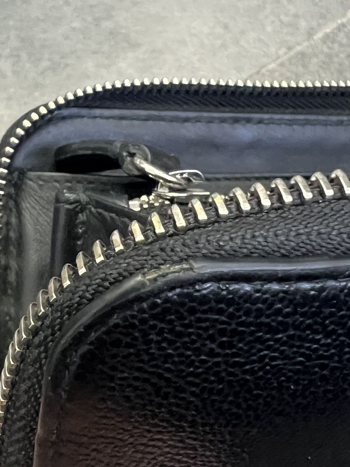 Burberry × Designer Burberry Logo Embossed Leather Bifold Wallet Size ONE SIZE - 10 Thumbnail