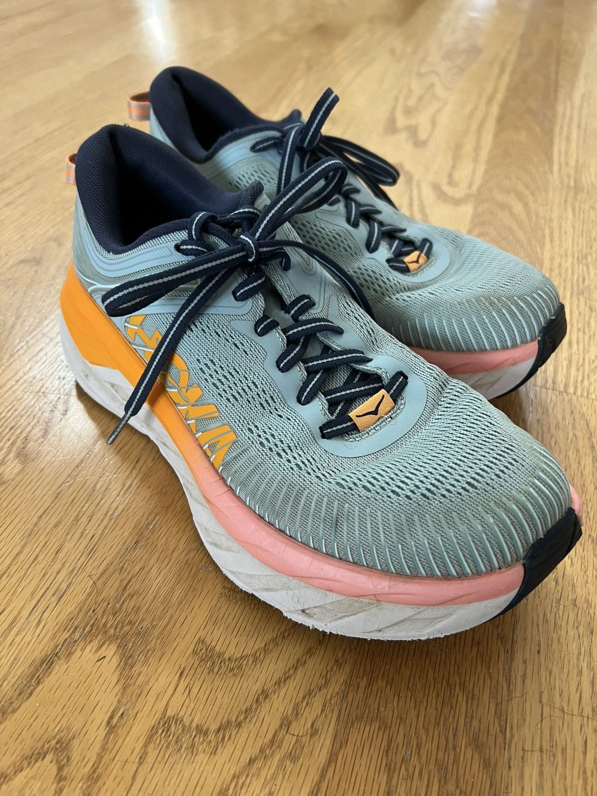 Hoka Hoka One One Bondi 7 Women’s Running Shoes Size US 9 / IT 39 - 1 Thumbnail