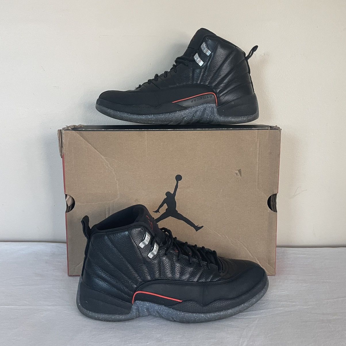 Nike Air Jordan 12 Retro Utility Black Grind Mens Size