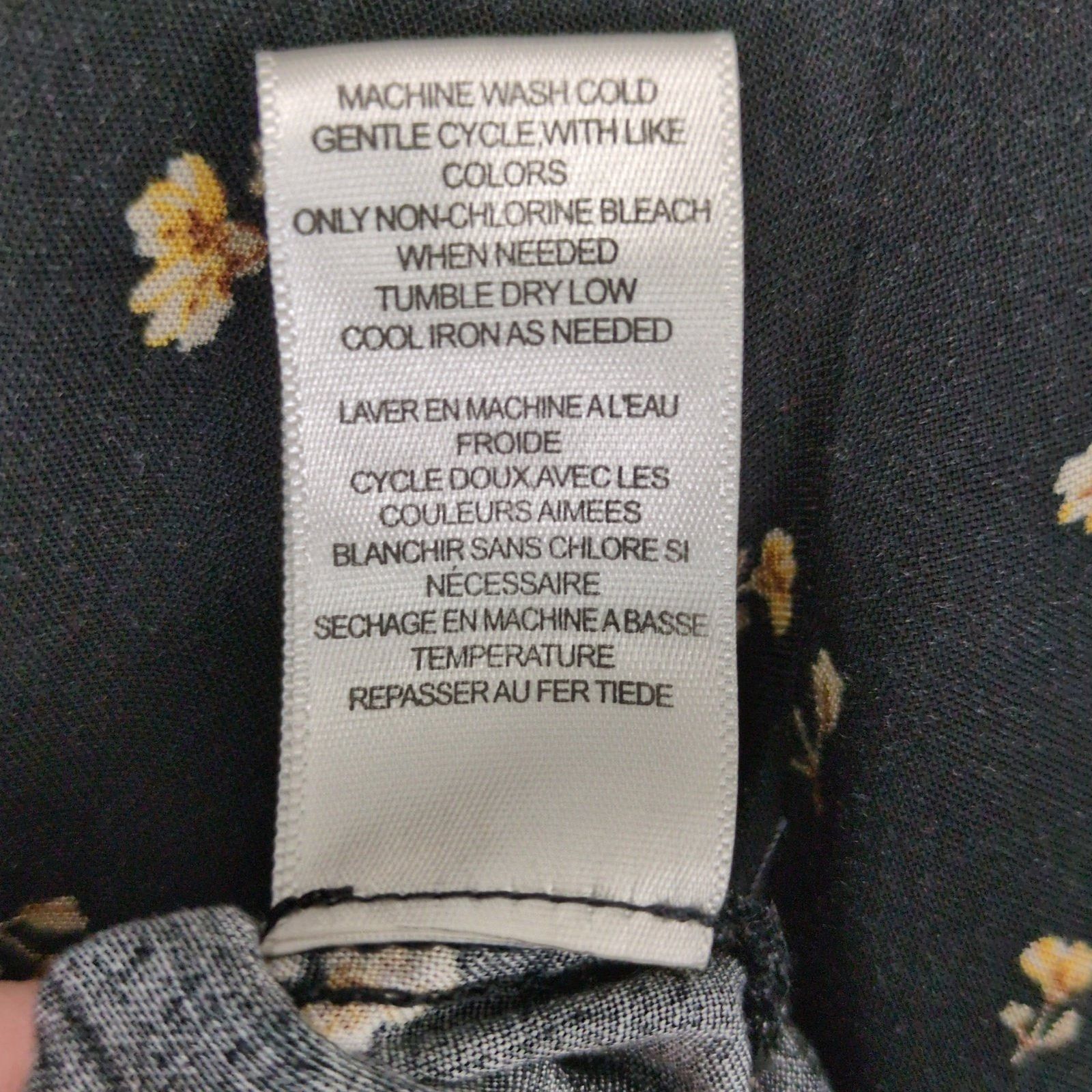 Other Love, Fire Women's XL Black Floral Puff Sleeve Crop Top Size XL / US 12-14 / IT 48-50 - 6 Thumbnail