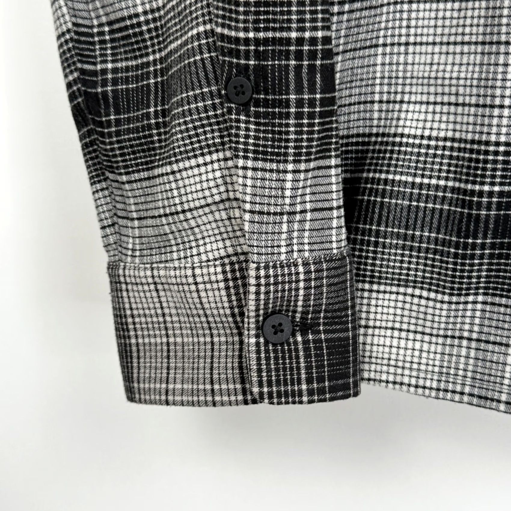 Lululemon Lululemon Mens Small Masons Peak Flannel Shirt Black White Plaid Long Sleeve Button-Up Casual Workwear 2010s Outdoor Mens Size US S / EU 44-46 / 1 - 5 Thumbnail