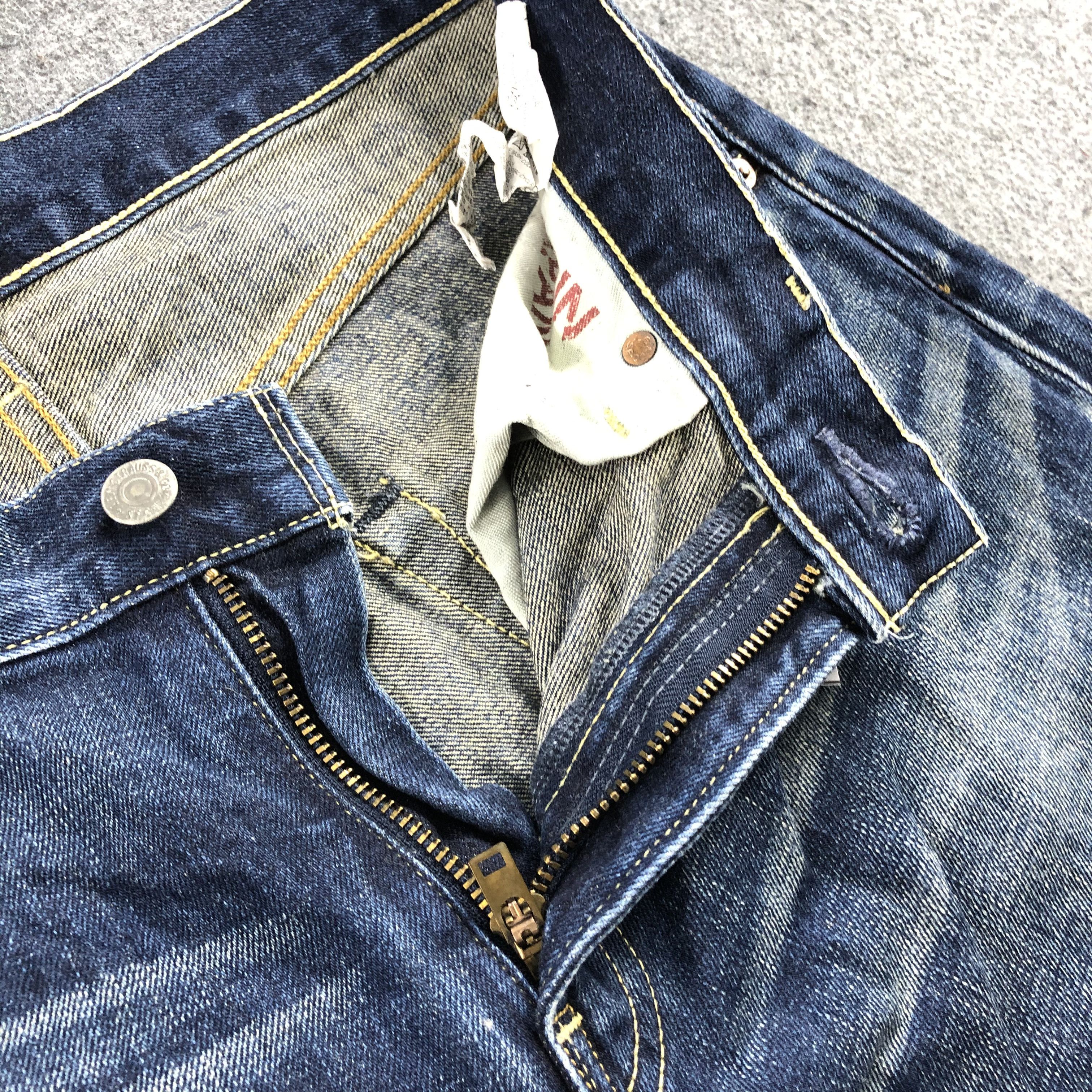 Levi's Vintage Blue Wash Levis 502 Jeans-J1806 Size US 33 - 7 Thumbnail