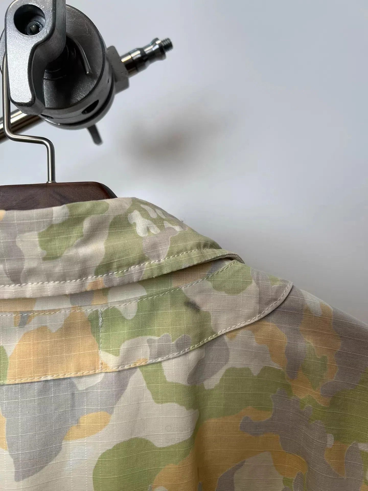 Supreme Multi Color Camouflage Light Jacket Size L. Size US L / EU 52-54 / 3 - 6 Thumbnail