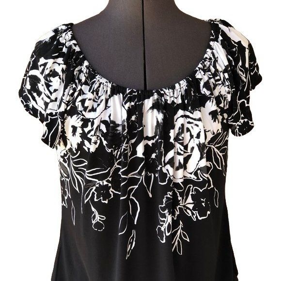 White House Black Market WHBM Women's White House Black Market Cap-Sleeve Floral Top Size S / US 4 / IT 40 - 2 Thumbnail