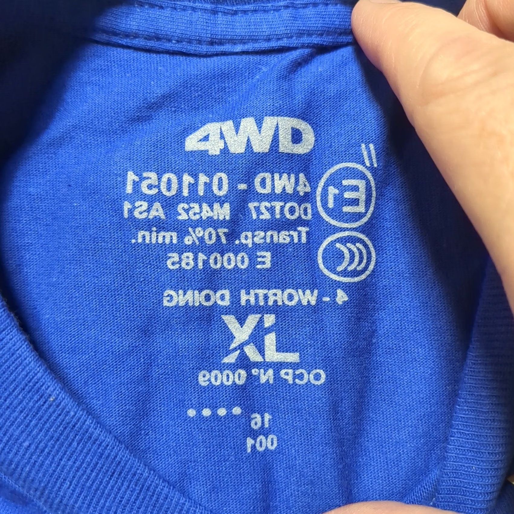 Vintage 4WD T-Shirt Blue XL Crew Neck Short Sleeve Logo Graphic Mens Size US XL / EU 56 / 4 - 3 Thumbnail