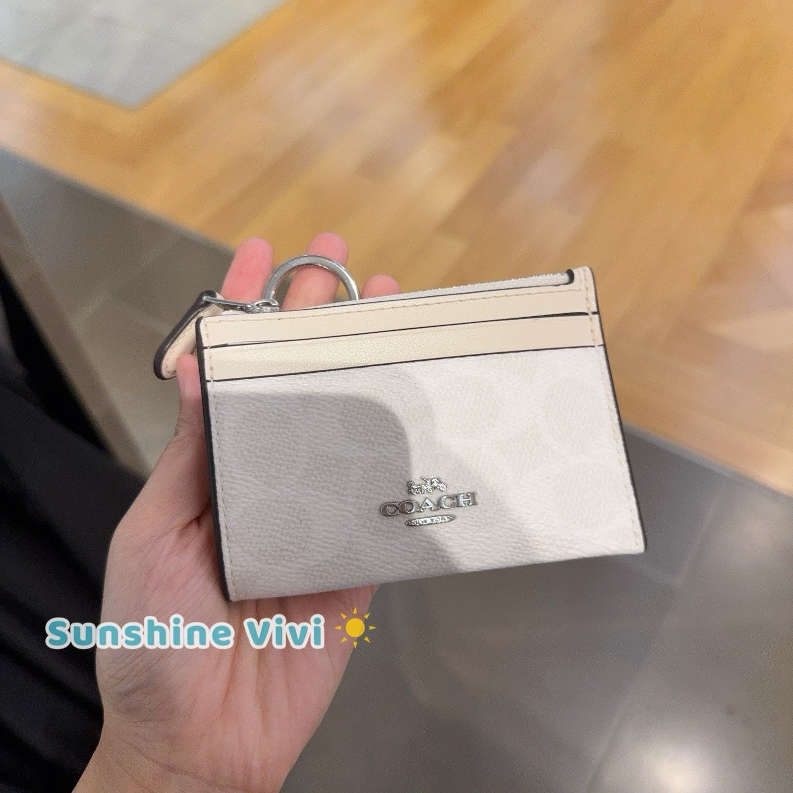 Coach NWT Coach Mini Skinny ID Case CW870 Signature Canvas Silver Size ONE SIZE - 1 Thumbnail