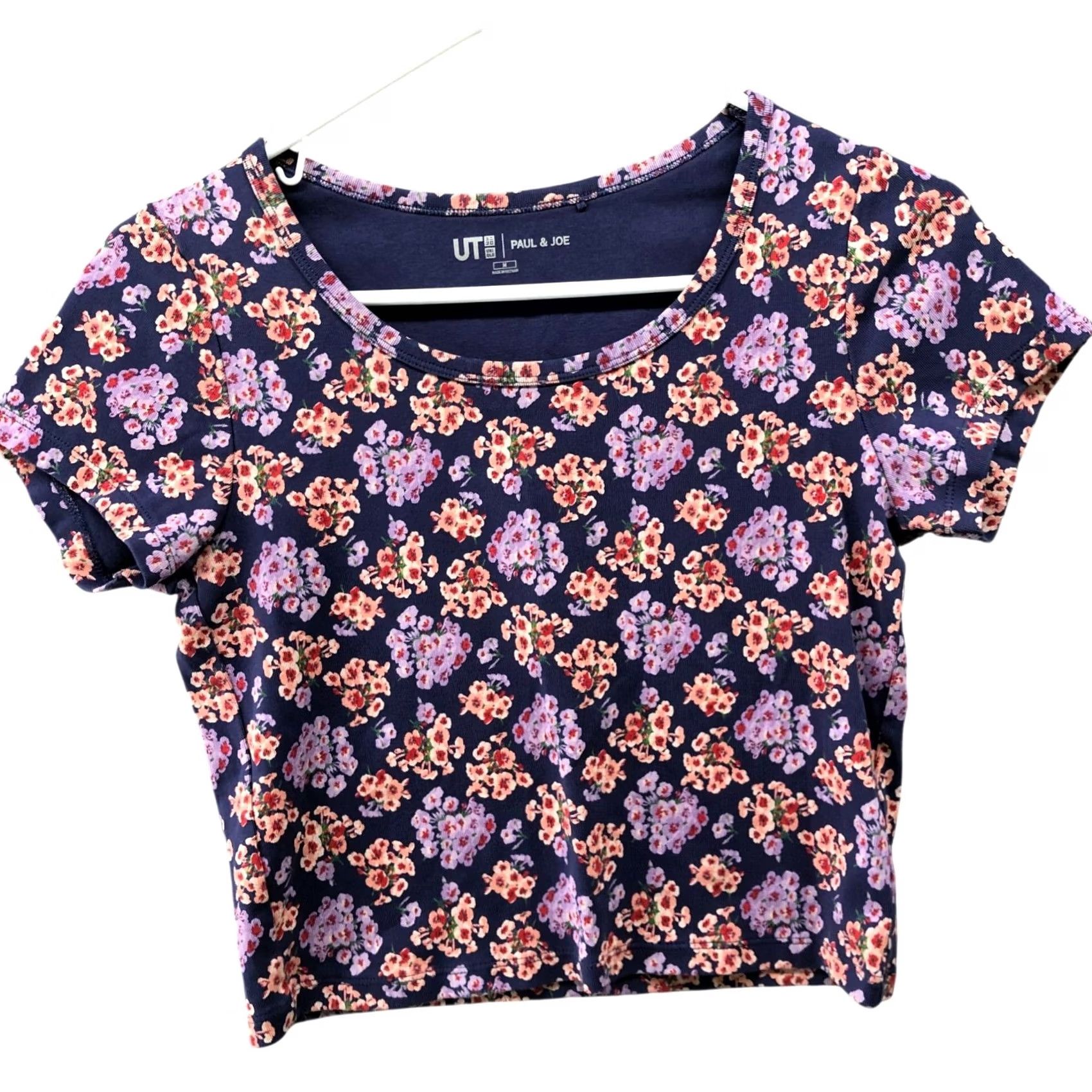 Uniqlo Uniqlo T-Shirt Womens M Cropped Short Sleeve Floral Scoop Neck Navy Slim Casual Shirt Size M / US 6-8 / IT 42-44 - 2 Thumbnail