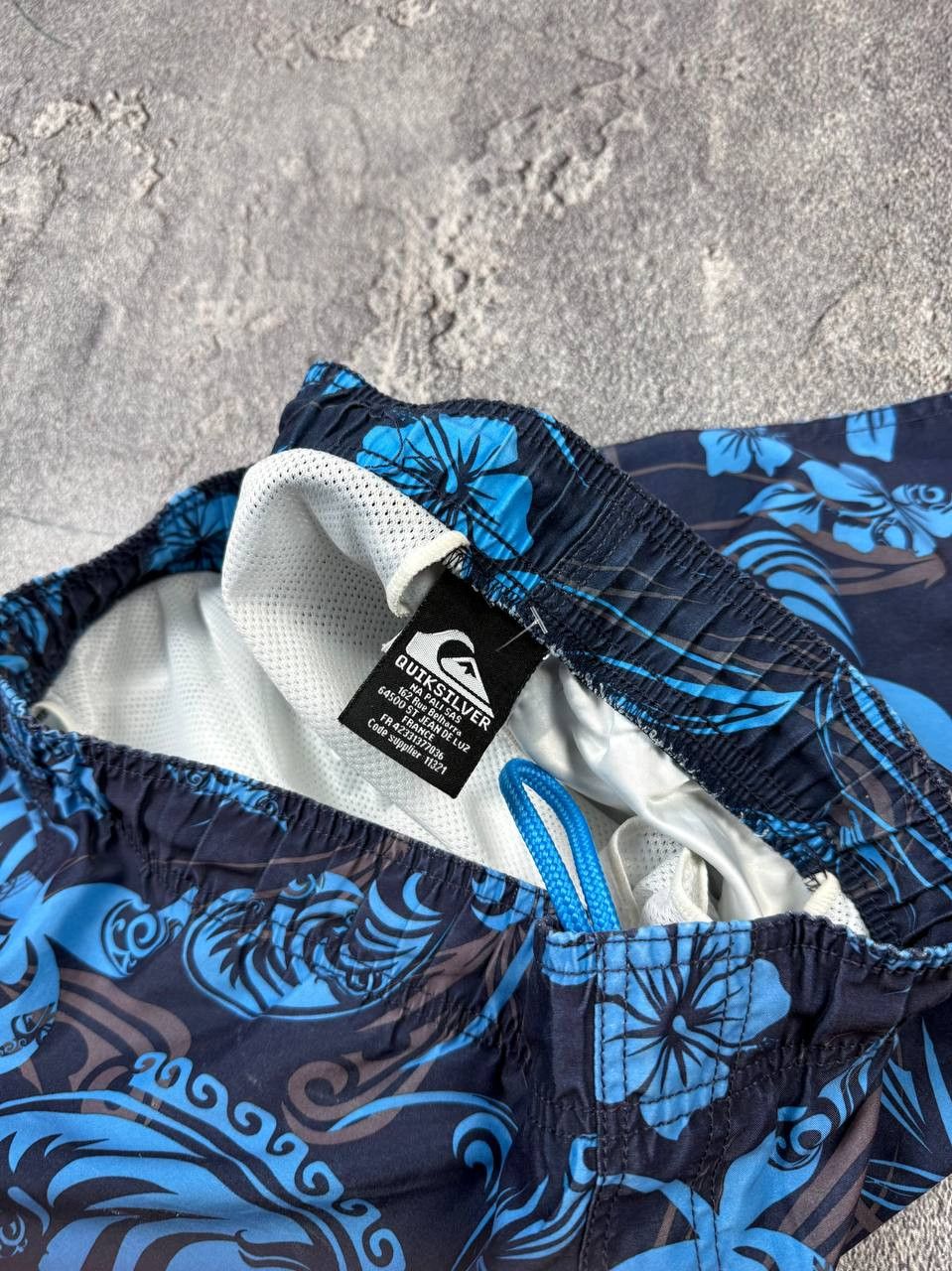 Quiksilver Y2K Quiksilver Tropic Blue Shorts Surf 2000s Size US 33 - 9 Thumbnail