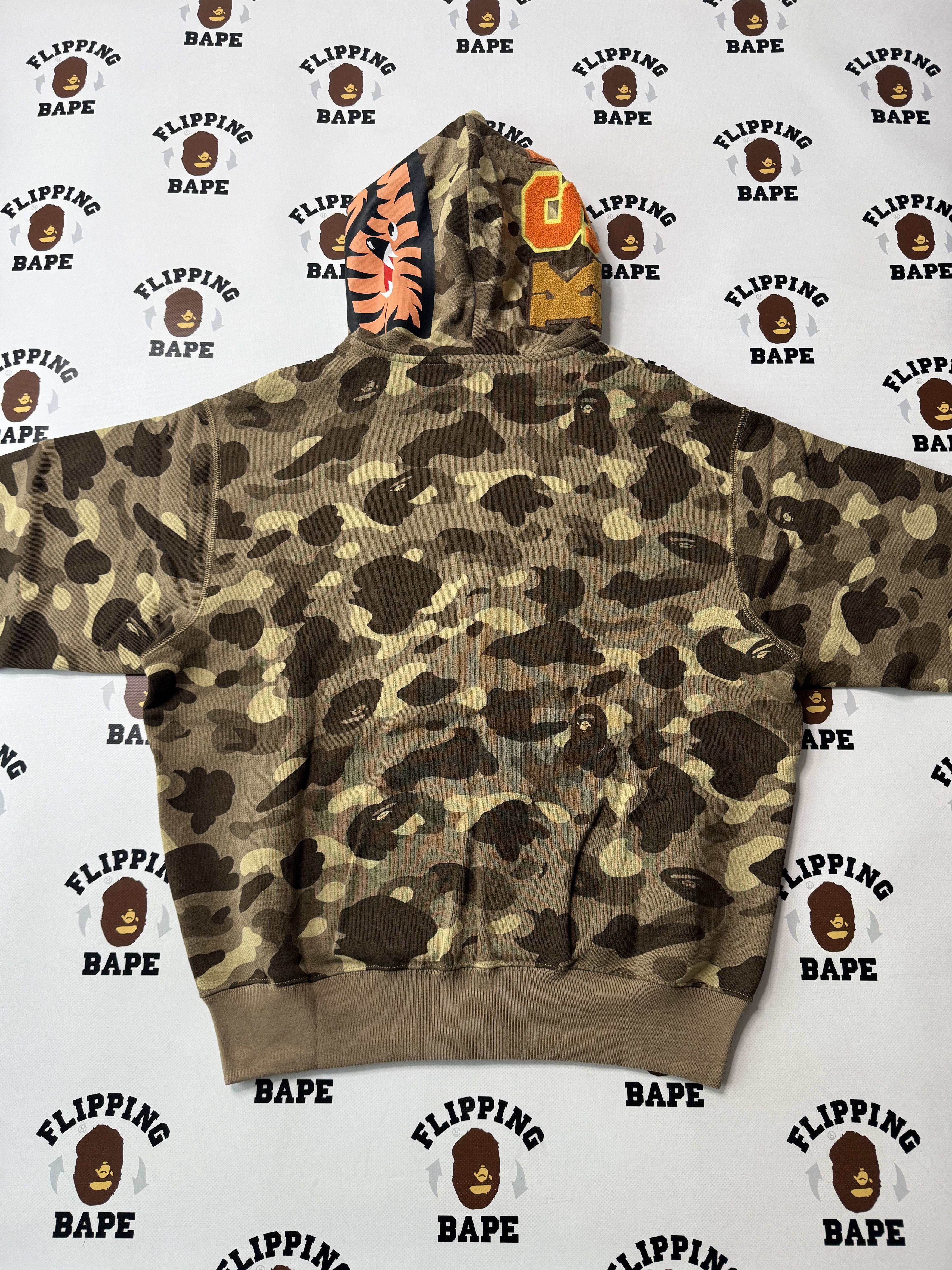 Bape BAPE X STRAYKIDS PUPPYM SHARK FULL ZIP HOODIE Size US S / EU 44-46 / 1 - 7 Thumbnail