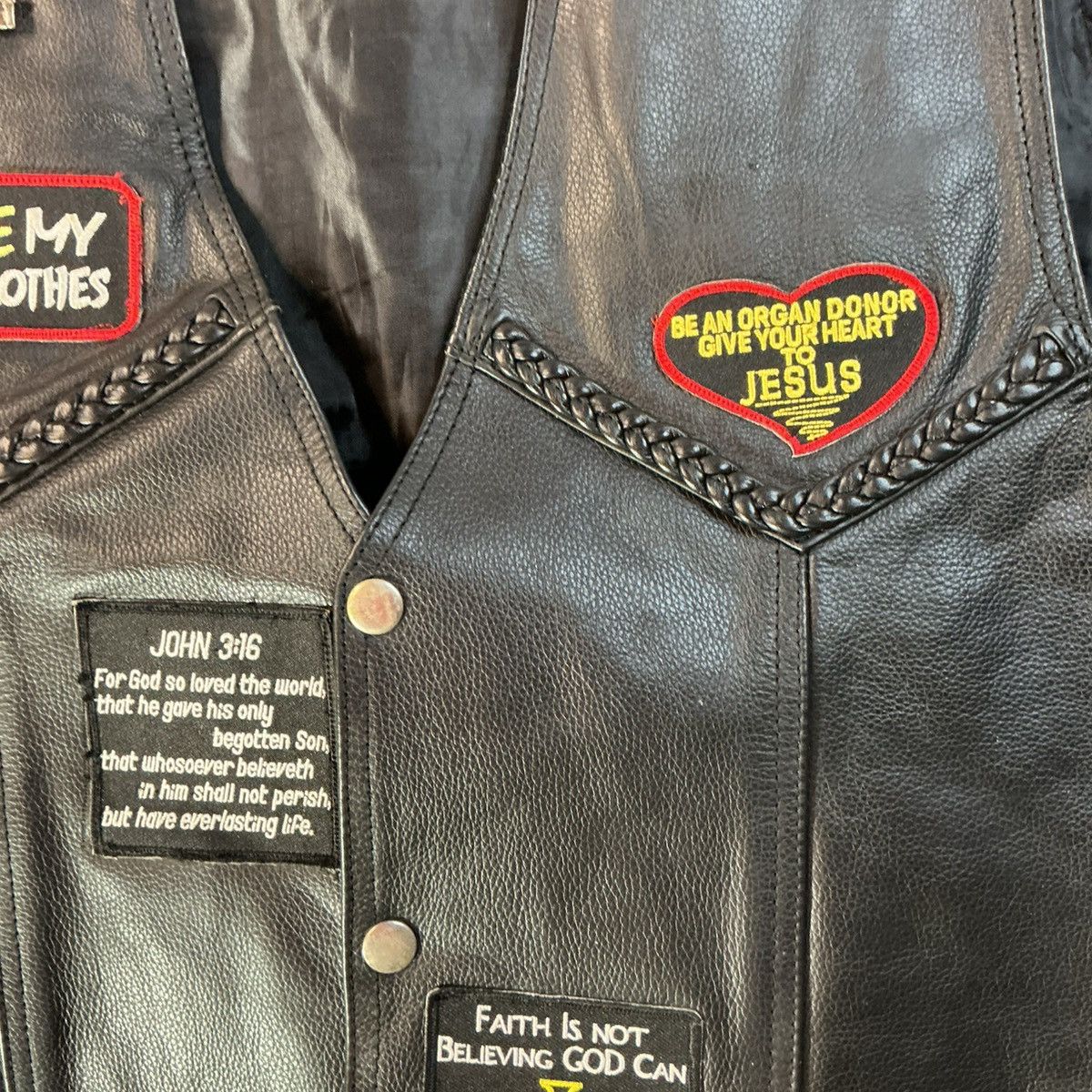 Other Vintage Leather Motorcycle Vest Mens Black 5XL Biker Club Size US XXL / EU 58 / 5 - 3 Thumbnail