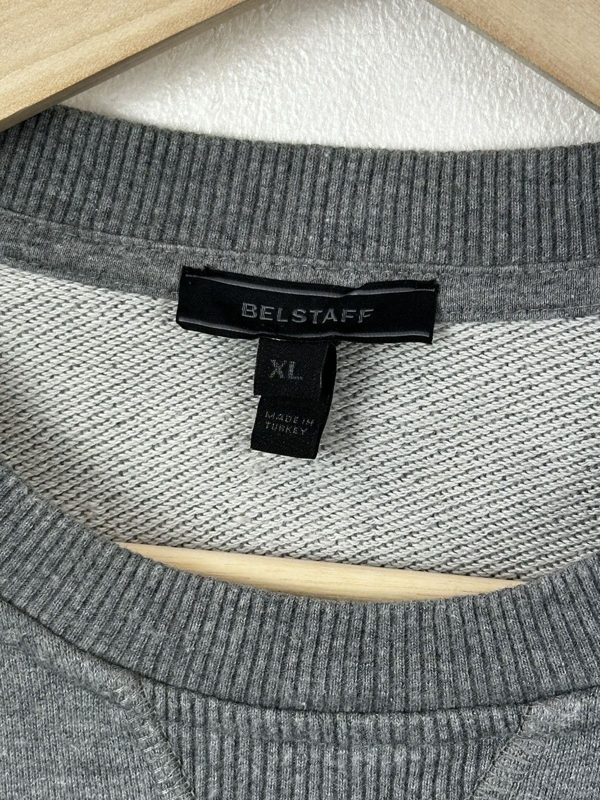 Belstaff Vintage Belstaff Sweatshirt Patch Logo Size US L / EU 52-54 / 3 - 7 Thumbnail