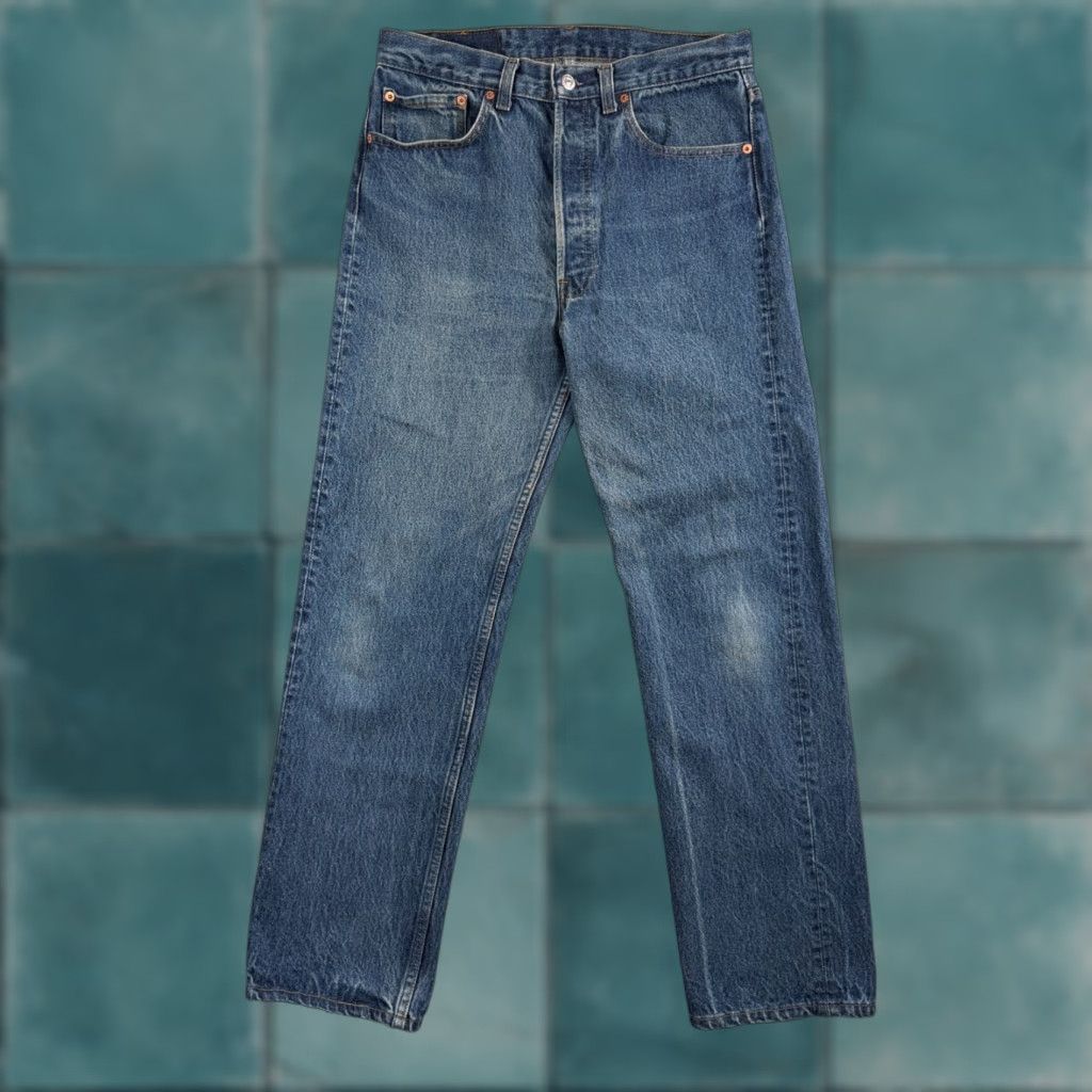 Levi's Levi's 501 Vintage 80s USA Jeans Levis Straight 501 Blue Light Wash 33x33 501 Series 90s USA Denim Cotton Classic Button Size US 33 - 1 Thumbnail