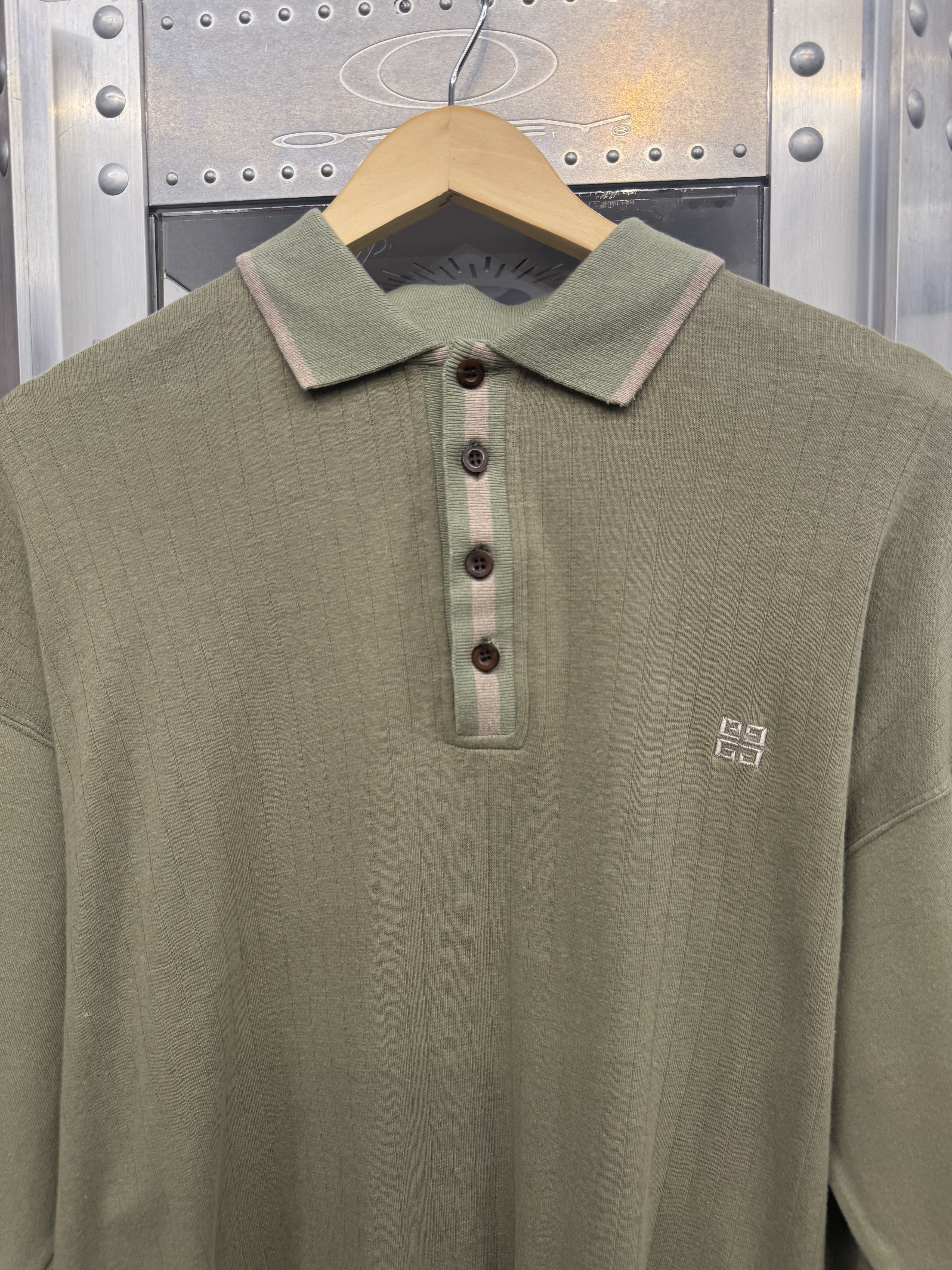 Givenchy Vintage Givenchy Polo Size US M / EU 48-50 / 2 - 2 Thumbnail