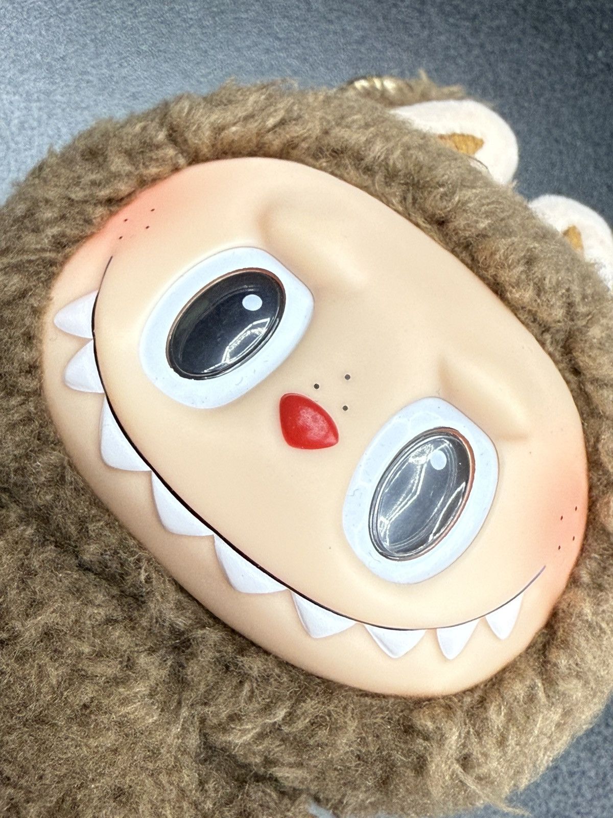 POP MART Labubu Secret Rare Chestnut Cocoa Macaron Brown 🔥 Size ONE SIZE - 13 Thumbnail