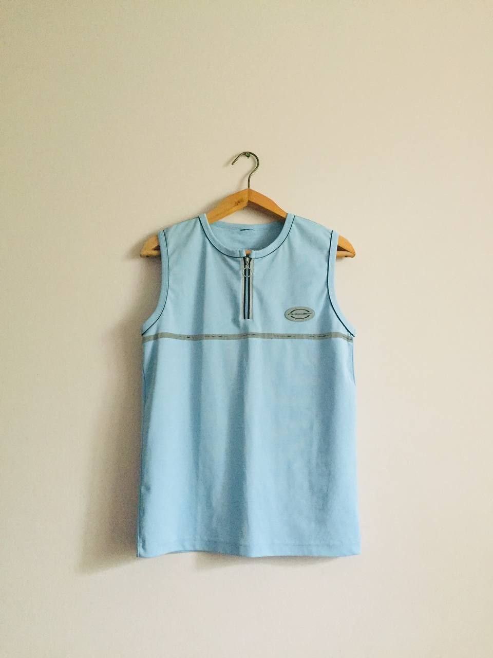 Oakley Oakley Tank top sleeveless Vintage Small Logo reflective Size US M / EU 48-50 / 2 - 1 Thumbnail
