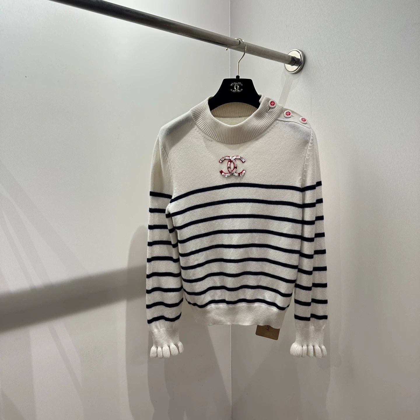 Chanel Chanel 23C Striped Sequin Logo Cashmere Sweater 36 Size XS / US 0-2 / IT 36-38 - 1 Thumbnail