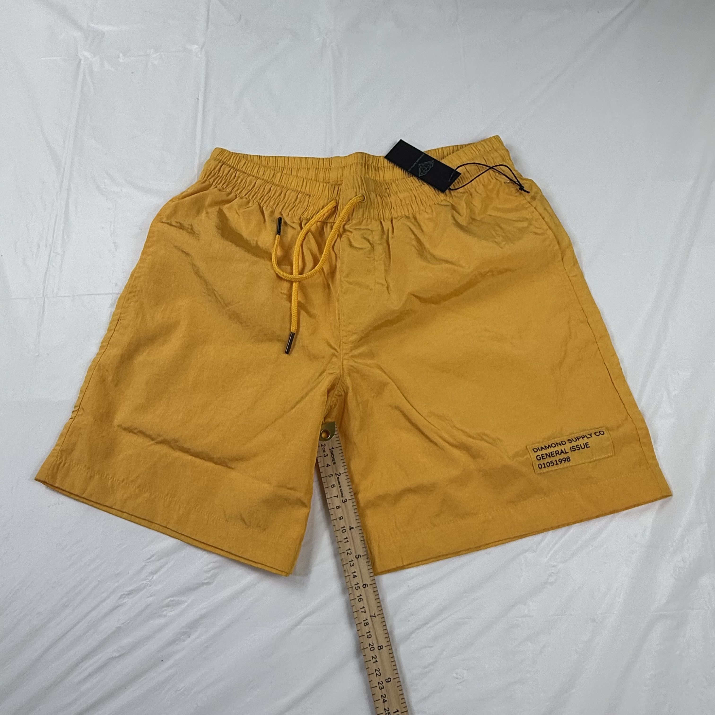 Diamond Supply Co. Diamond Supply Co General Issue Nylon Shorts Mens 30 NEW Size US 30 / EU 46 - 6 Thumbnail