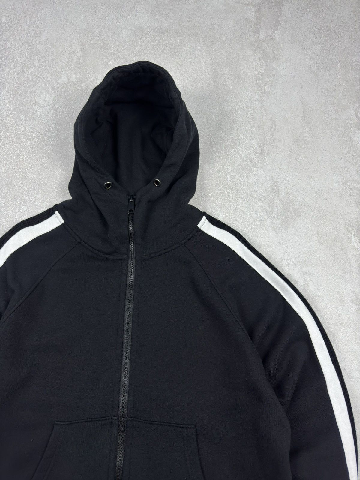 Burberry Vintage Burberry London England Black Zip Hoodie Logo Size US M / EU 48-50 / 2 - 7 Thumbnail