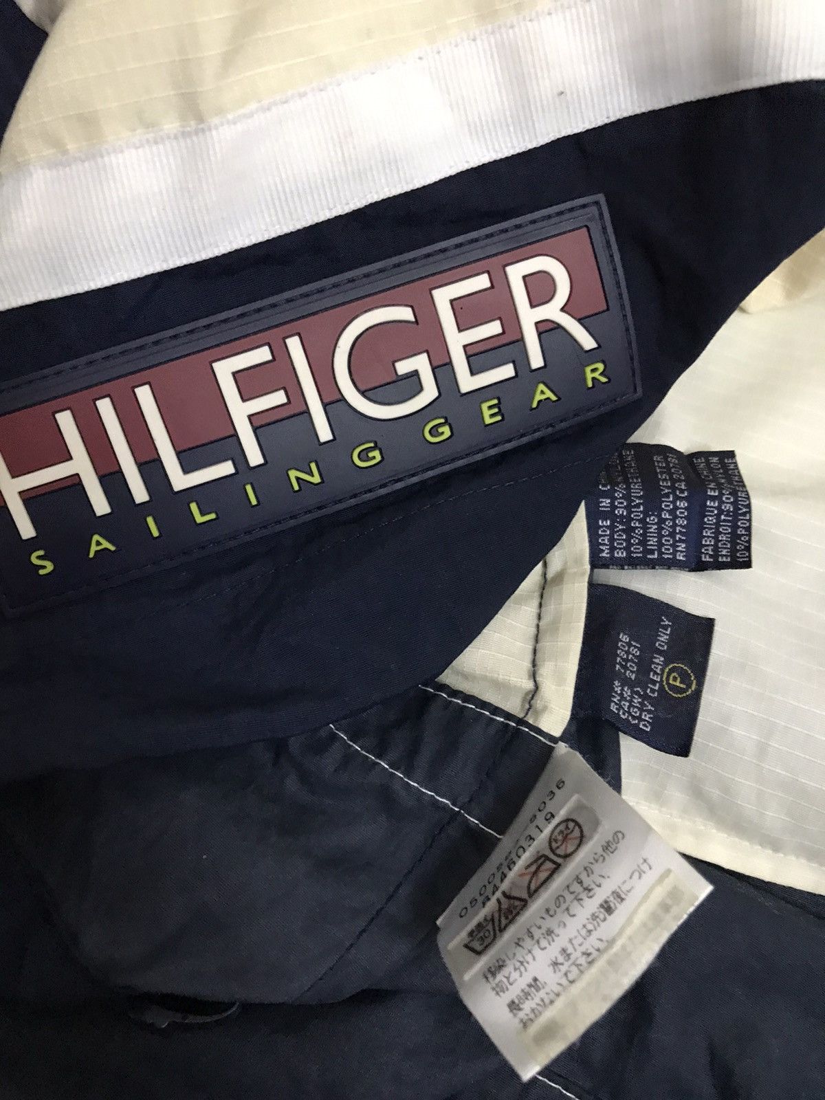 Tommy Hilfiger Vintage Tommy Hilfiger Sailing Gear Waist Bag Jacket Size US L / EU 52-54 / 3 - 9 Thumbnail